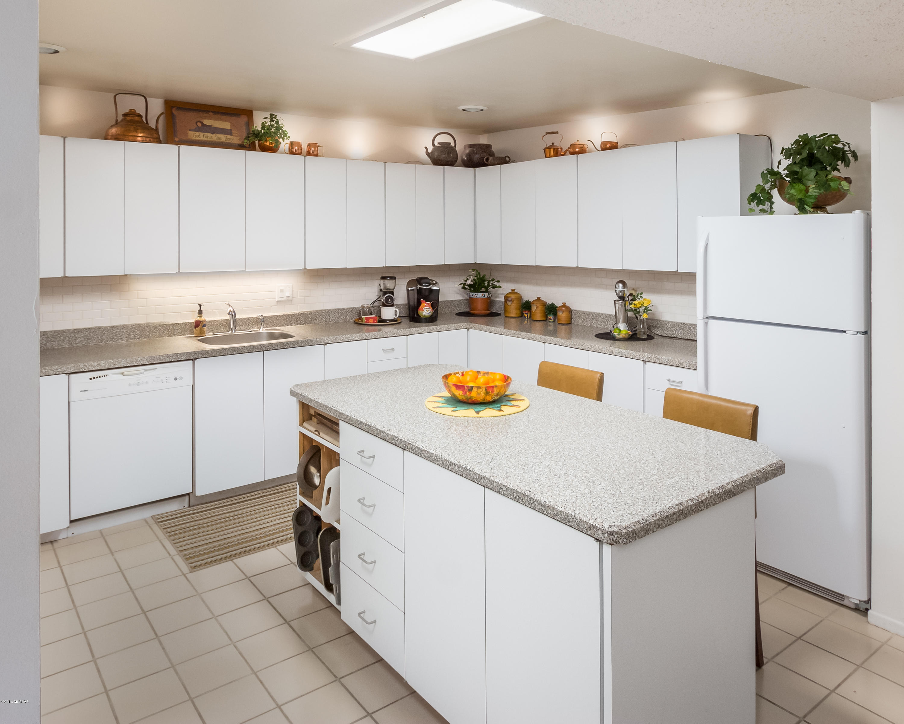 Casas Adobes Addition - Residential