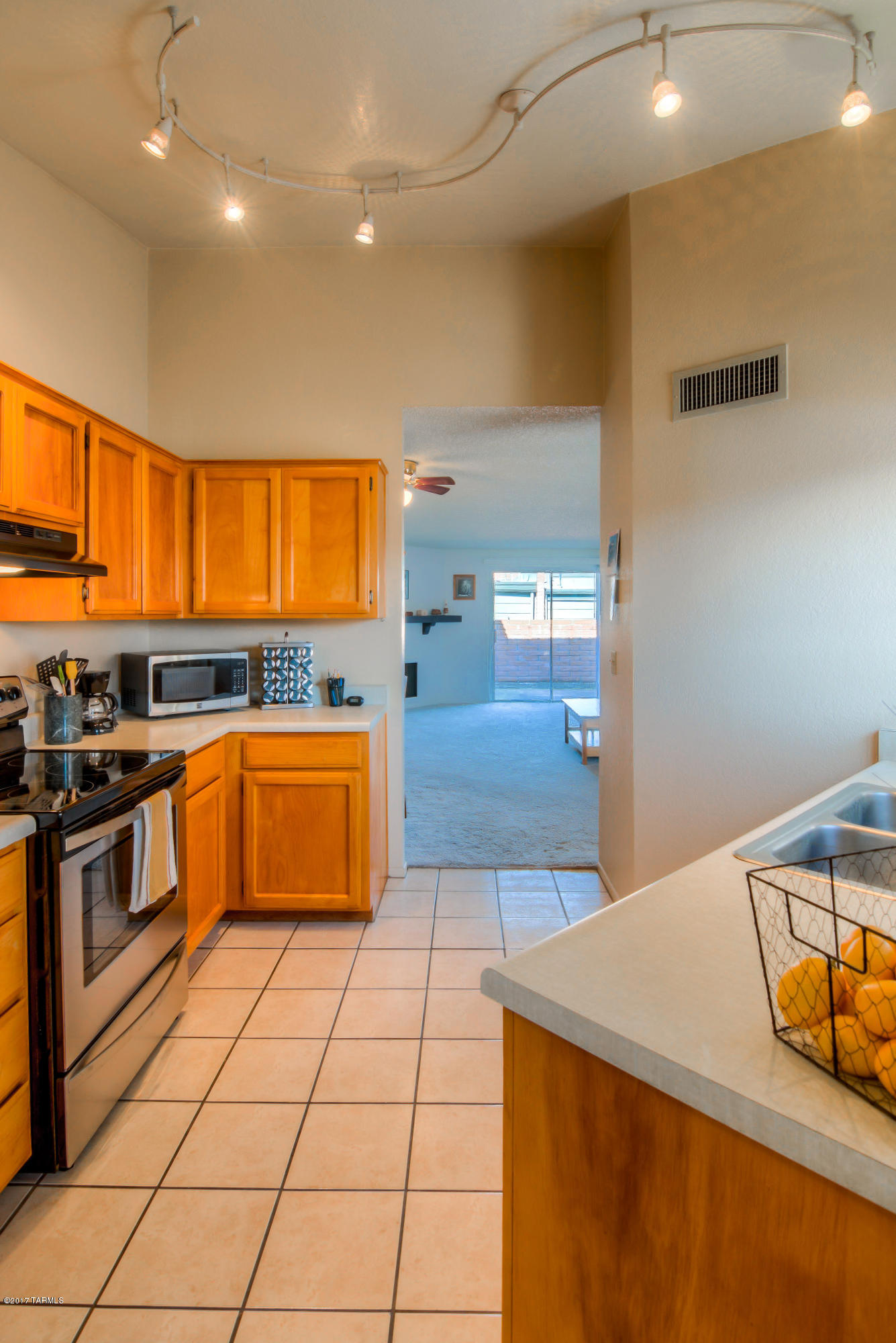 McCormick PlaceTwnhms Blk III (1-71) - Residential