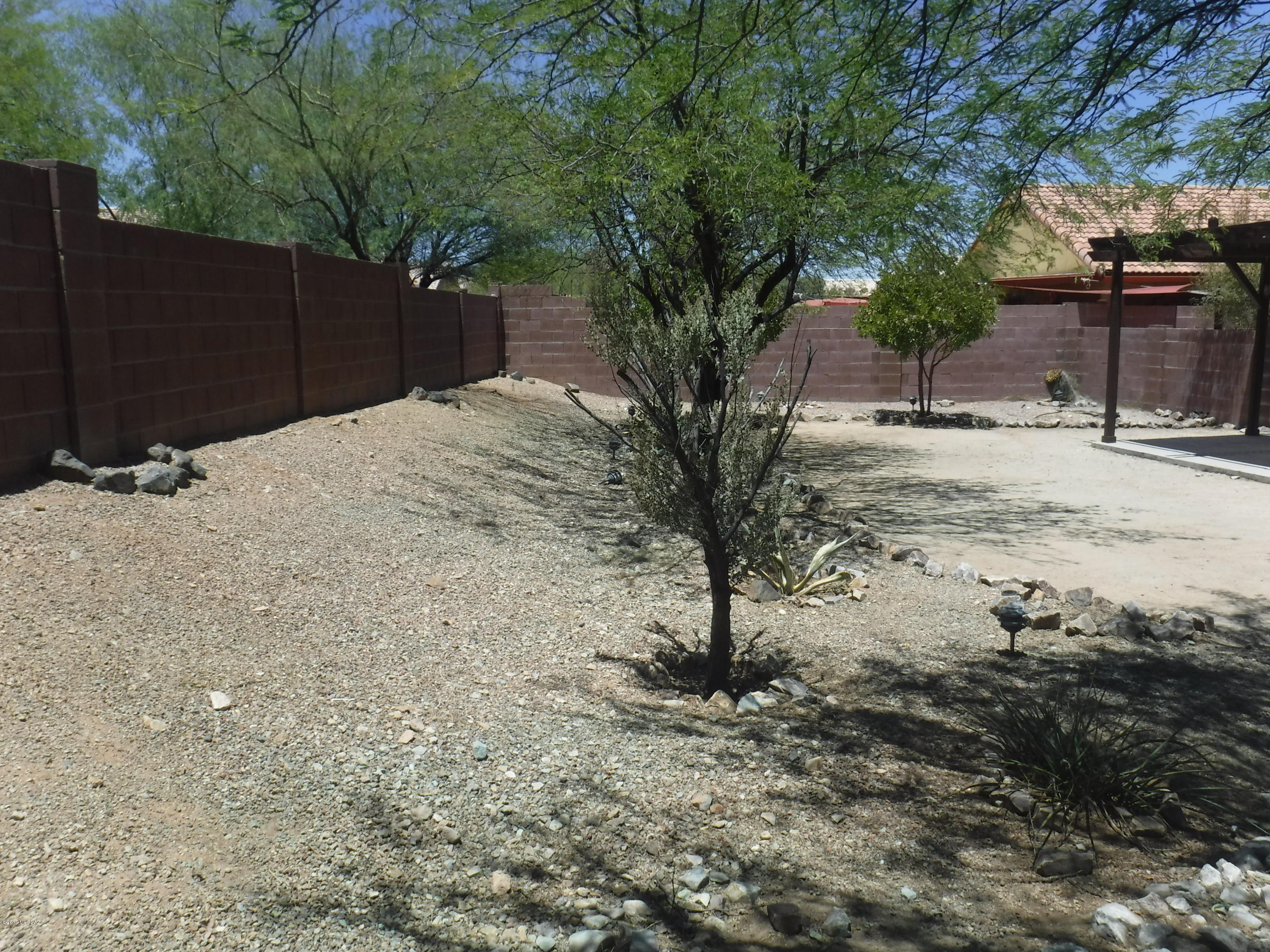 Golden Hills (1-35) - Residential Lease