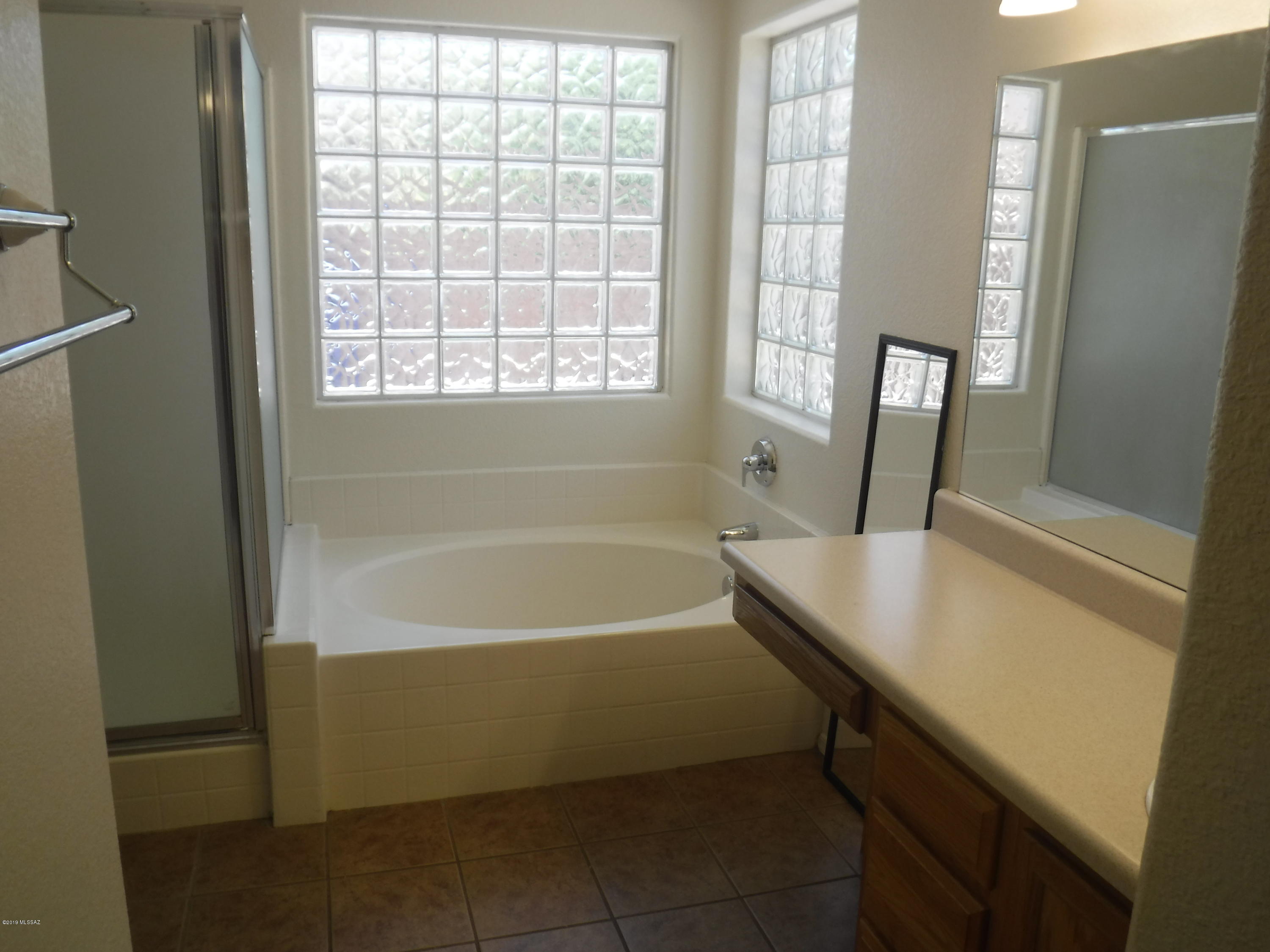 Golden Hills (1-35) - Residential Lease