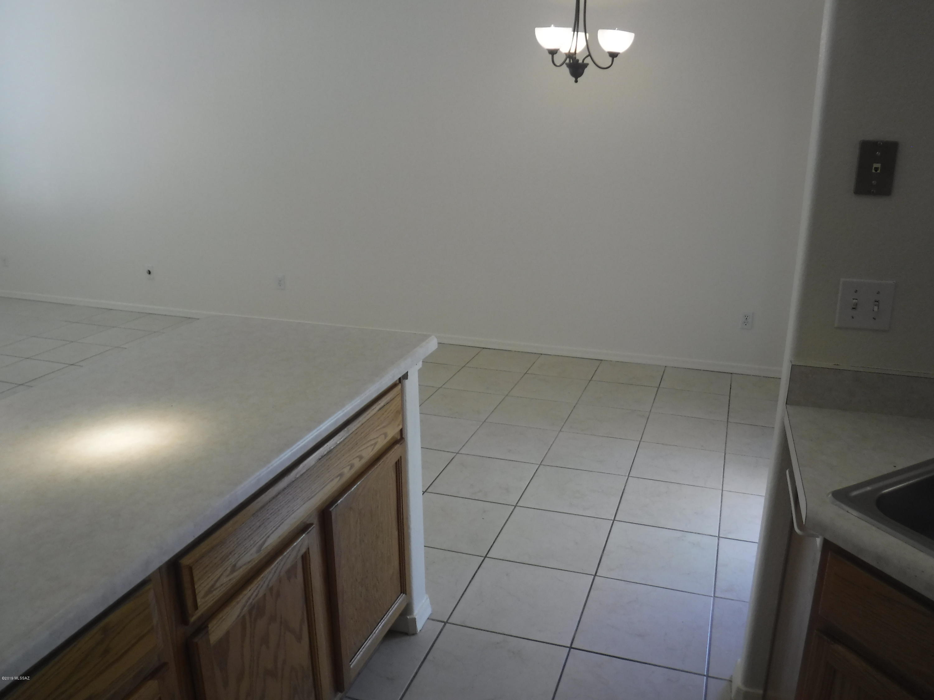 Golden Hills (1-35) - Residential Lease