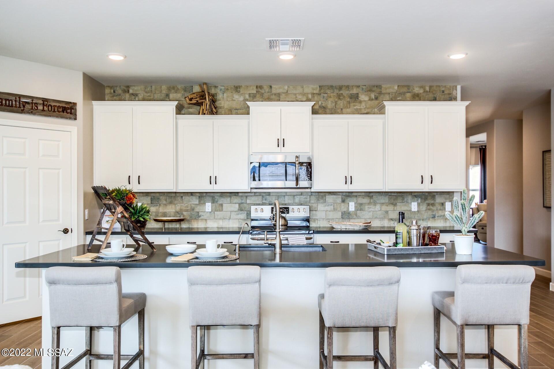 Saguaro Bloom 7A - Residential