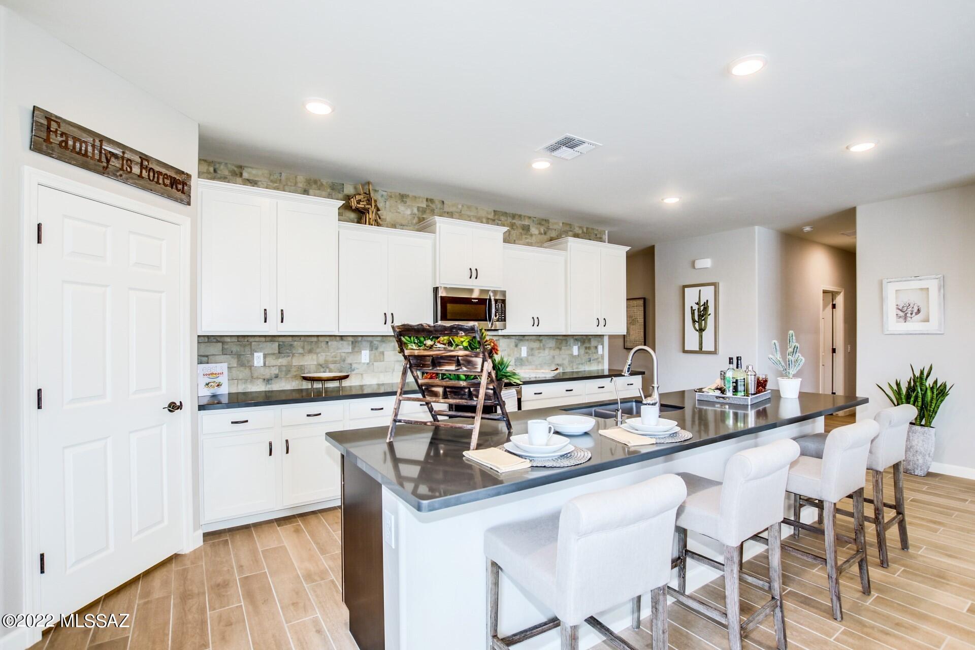 Saguaro Bloom 7A - Residential