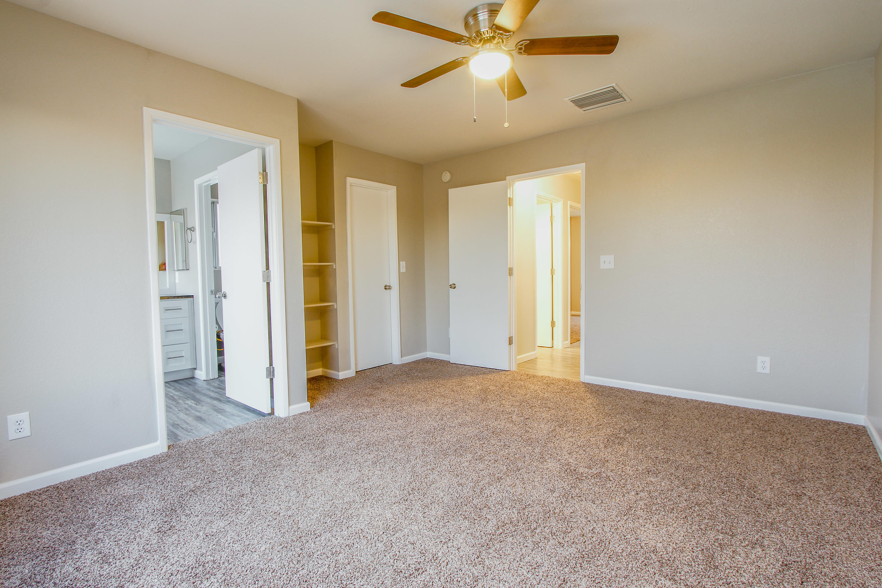 Mission West (1-370) - Residential