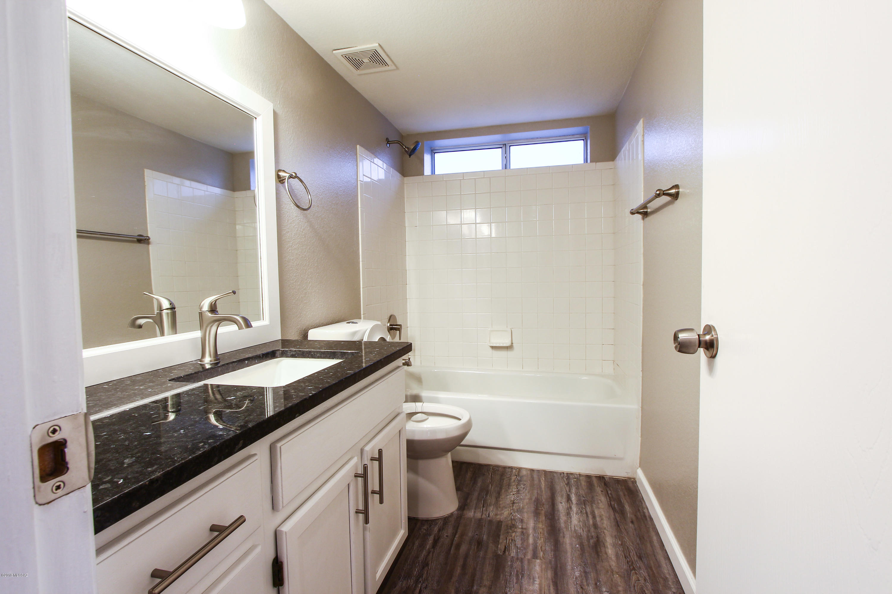 Mission West (1-370) - Residential