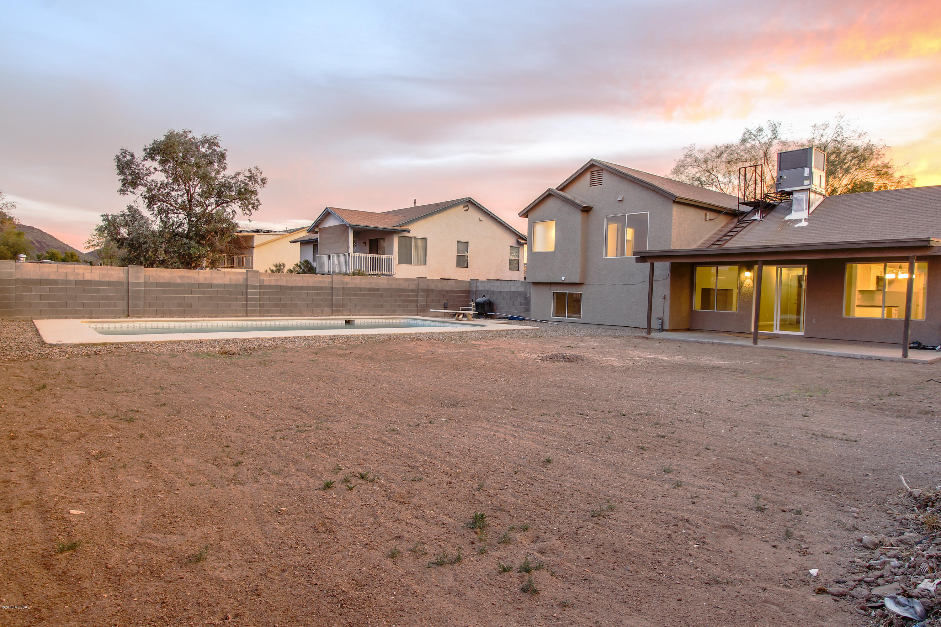 Mission West (1-370) - Residential