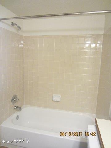 Summertree Condominiums (1-224) - Residential