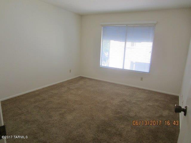 Summertree Condominiums (1-224) - Residential