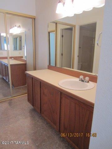 Summertree Condominiums (1-224) - Residential