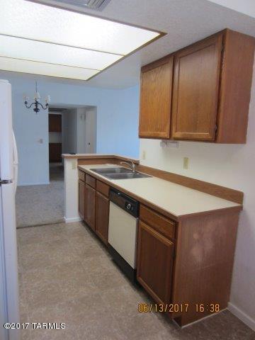 Summertree Condominiums (1-224) - Residential
