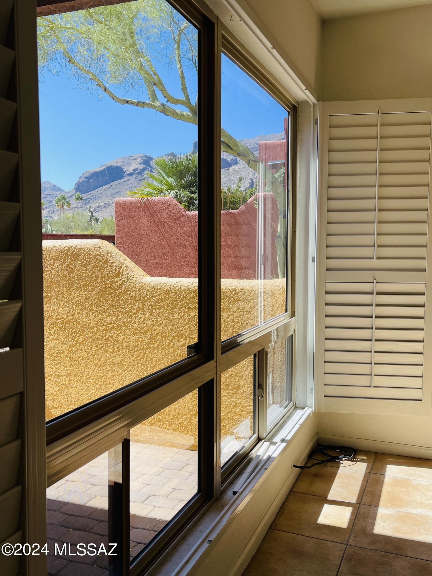 Reflections in the Catalina Condominium - Residential Lease