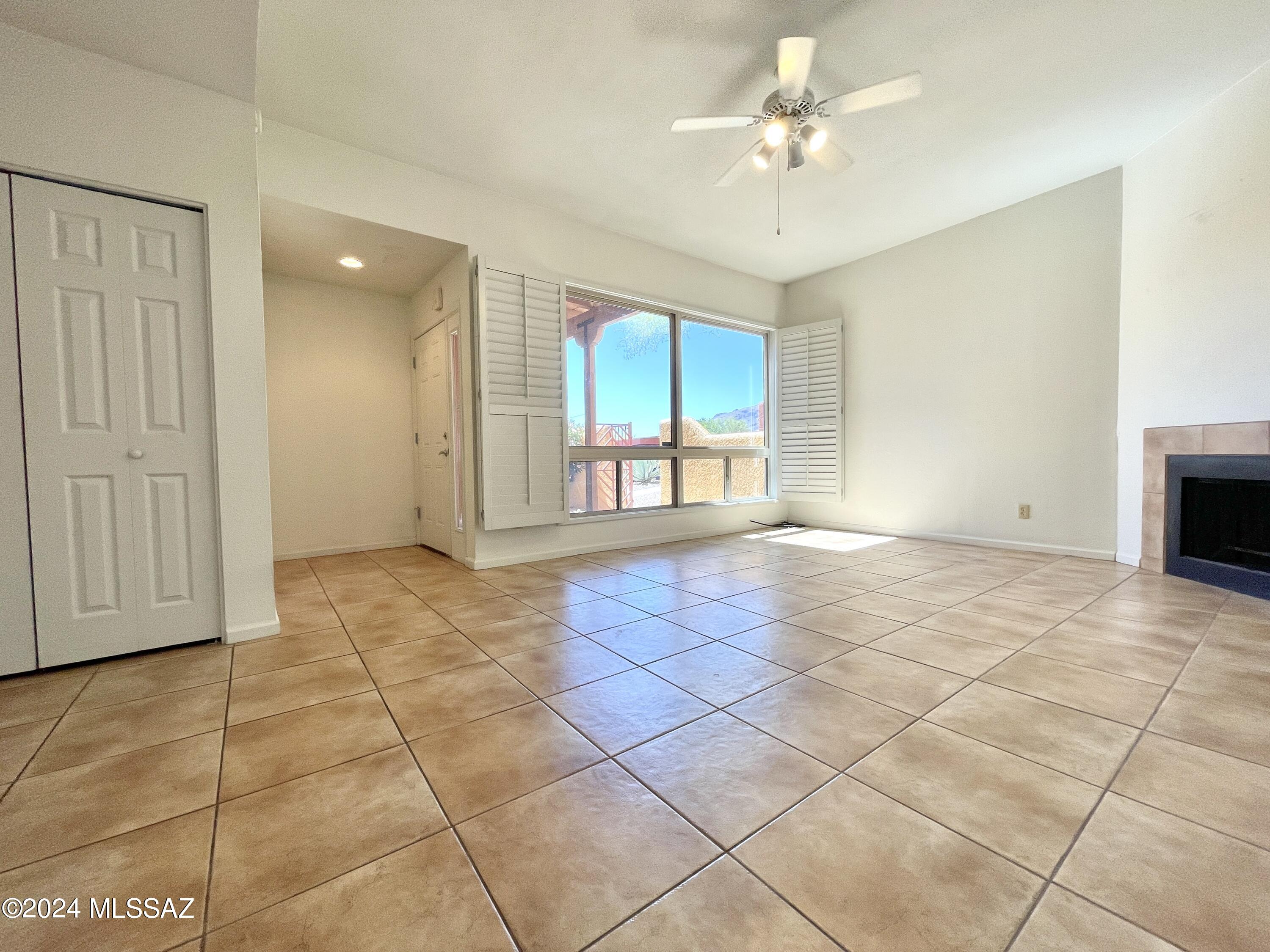 Reflections in the Catalina Condominium - Residential Lease