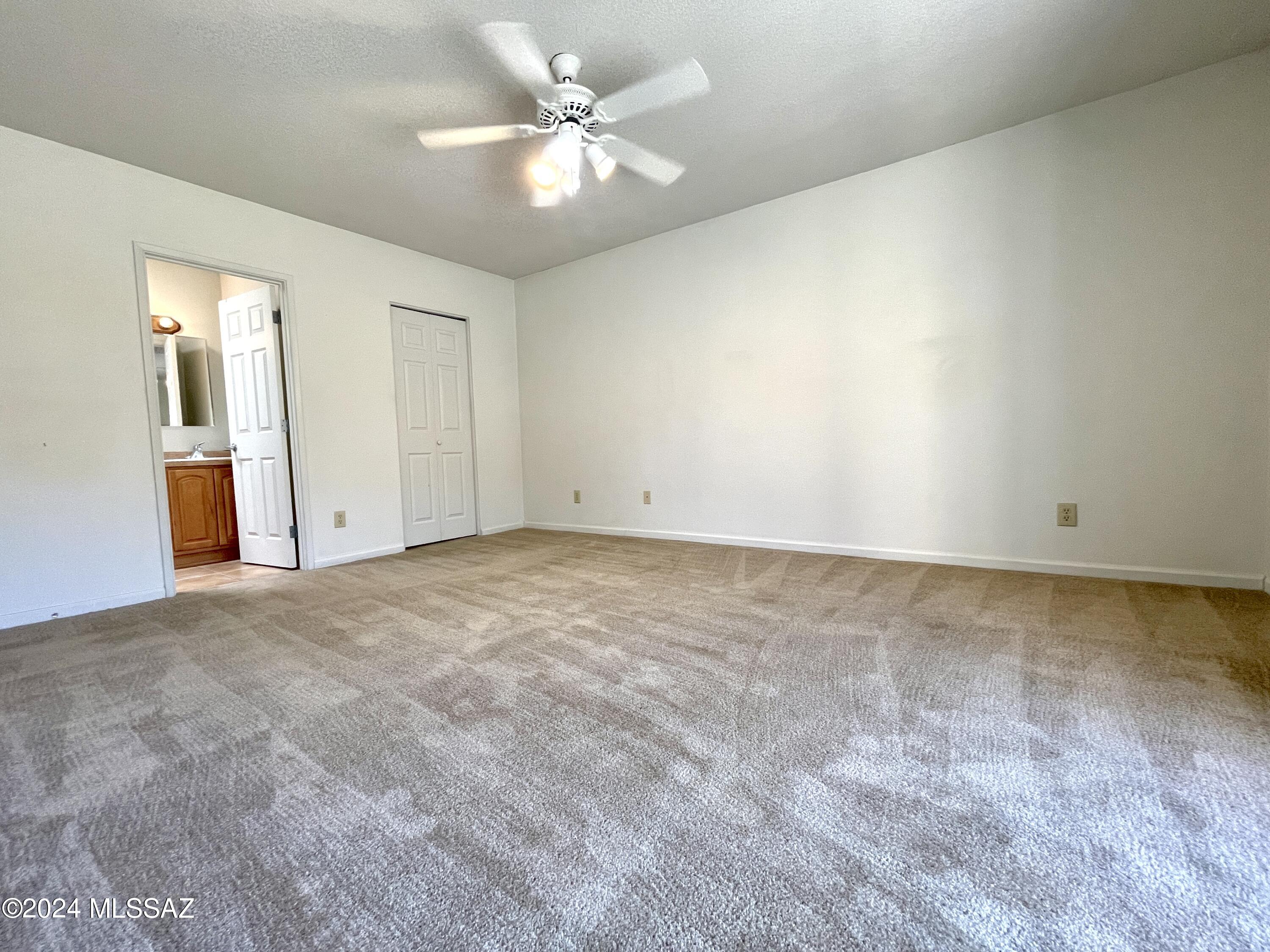 Reflections in the Catalina Condominium - Residential Lease