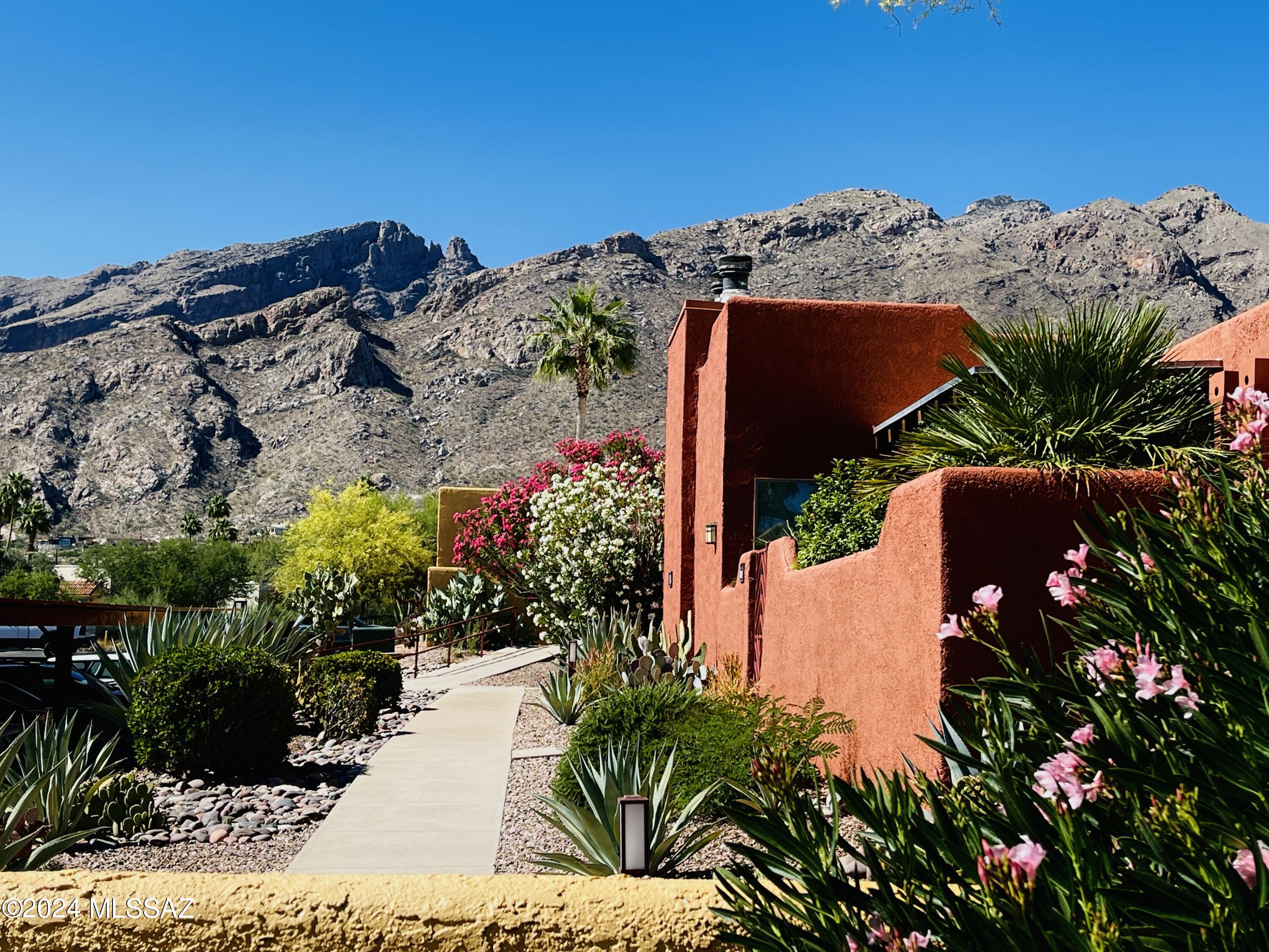 Reflections in the Catalina Condominium - Residential Lease