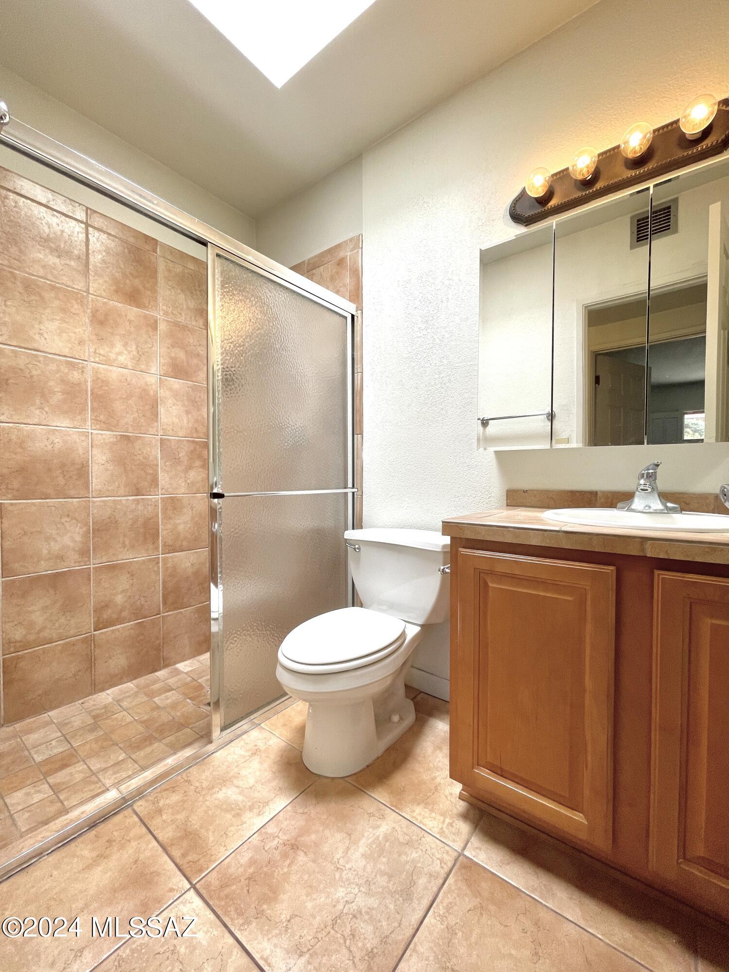 Reflections in the Catalina Condominium - Residential Lease