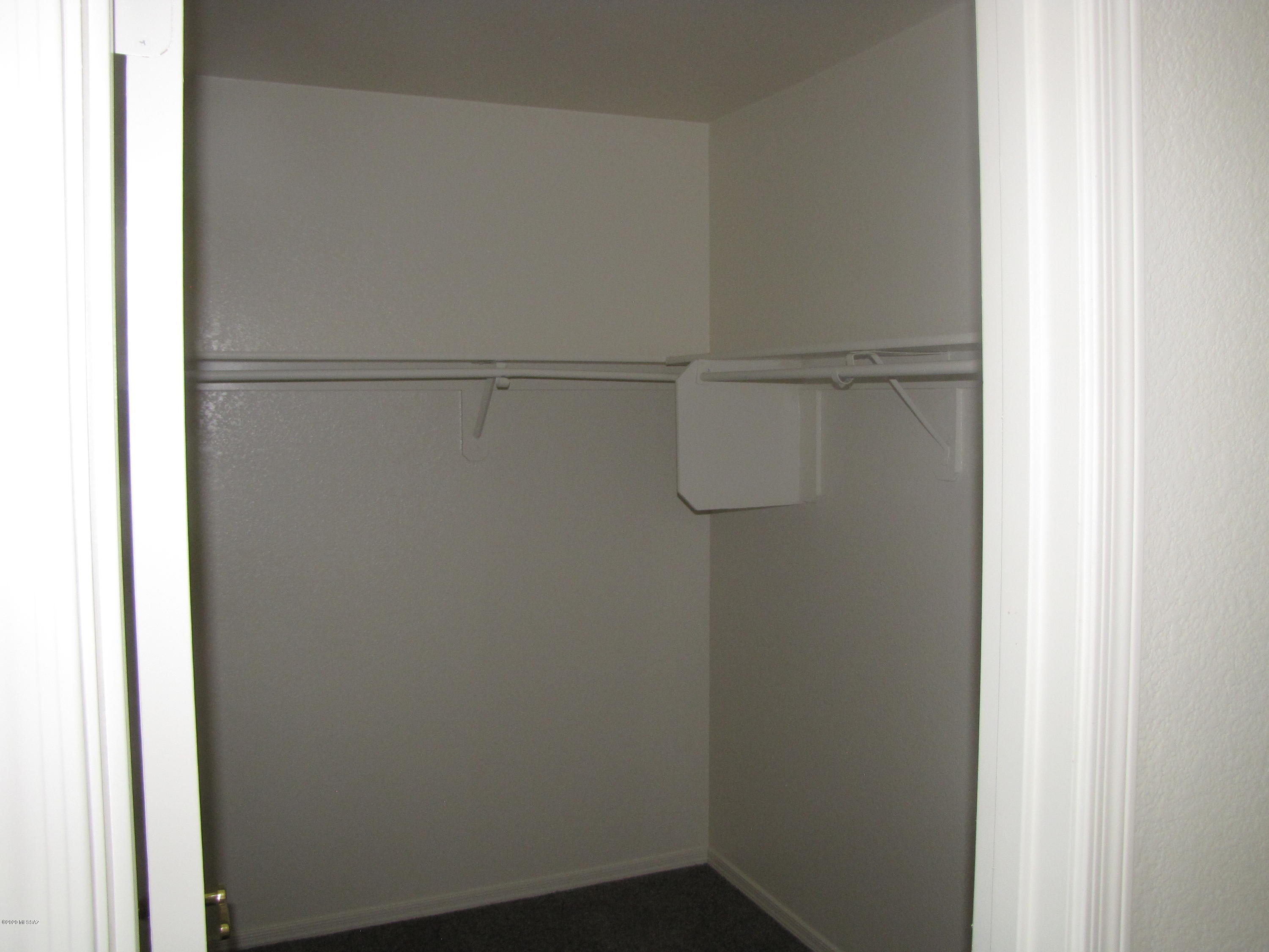 River Terrace (1-76) - Residential Lease