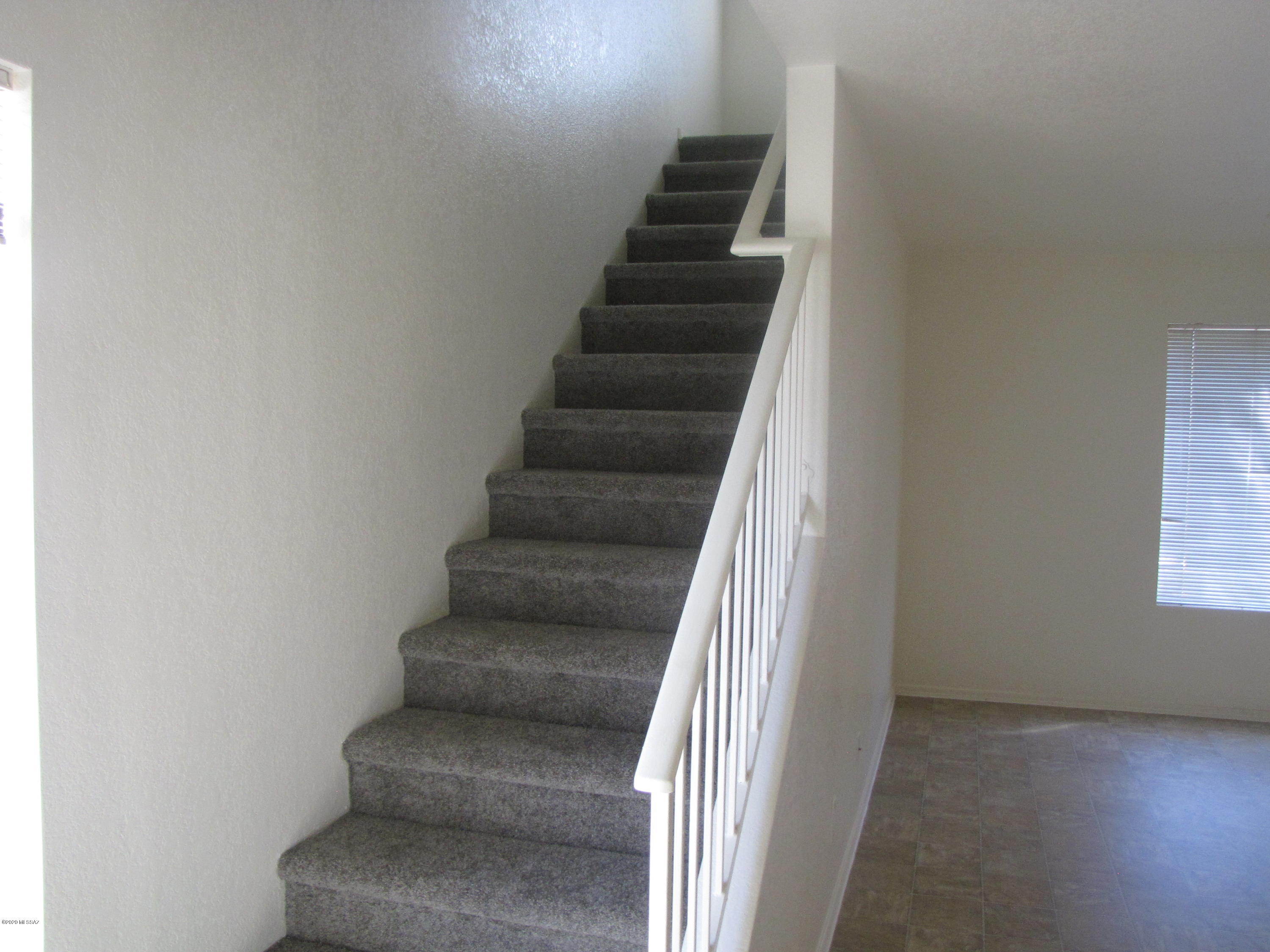 River Terrace (1-76) - Residential Lease