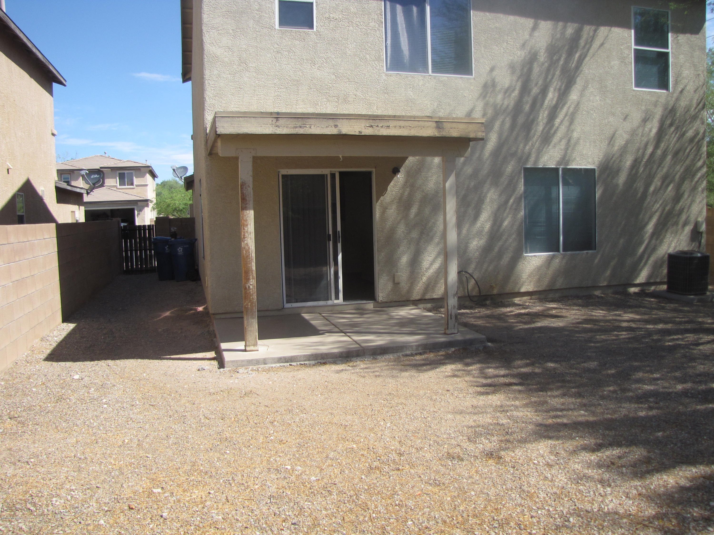River Terrace (1-76) - Residential Lease
