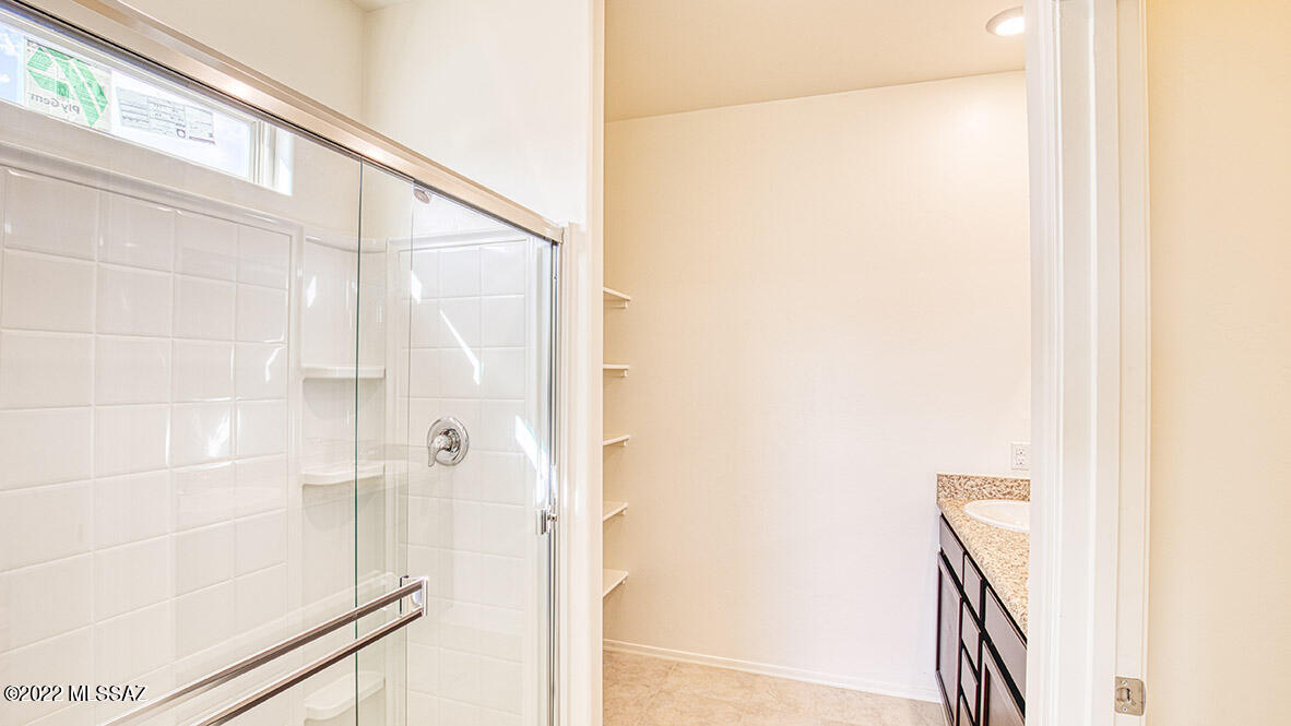 Saguaro Bloom SQ20180540069 - Residential