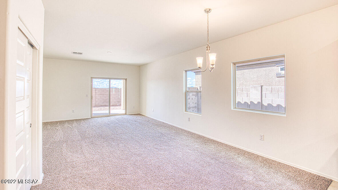 Saguaro Bloom SQ20180540069 - Residential