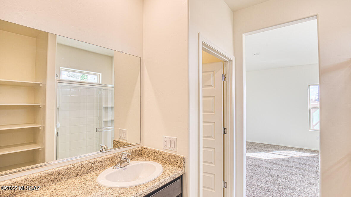 Saguaro Bloom SQ20180540069 - Residential