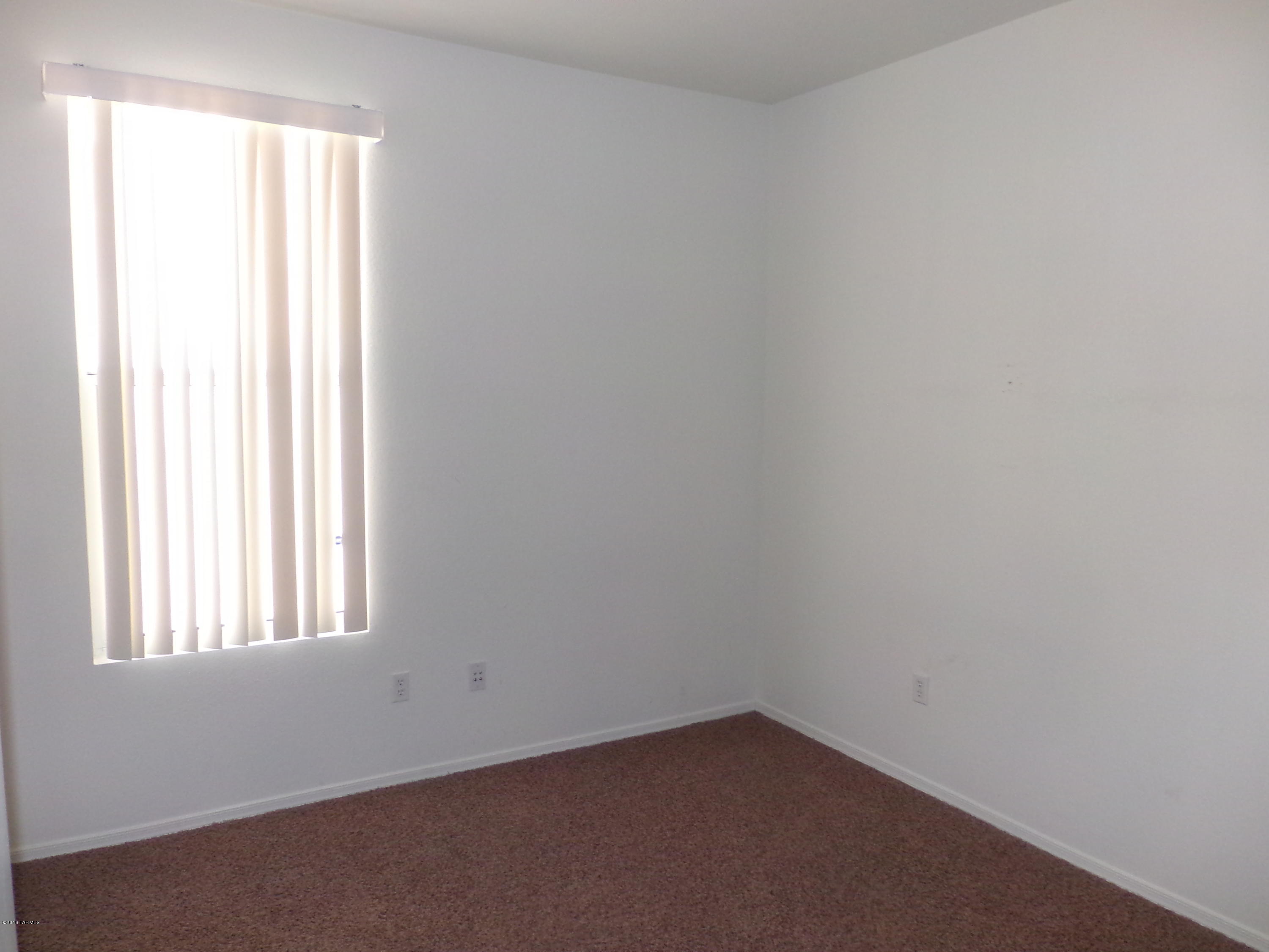 Presidio Del Cielo (1-425) - Residential Lease