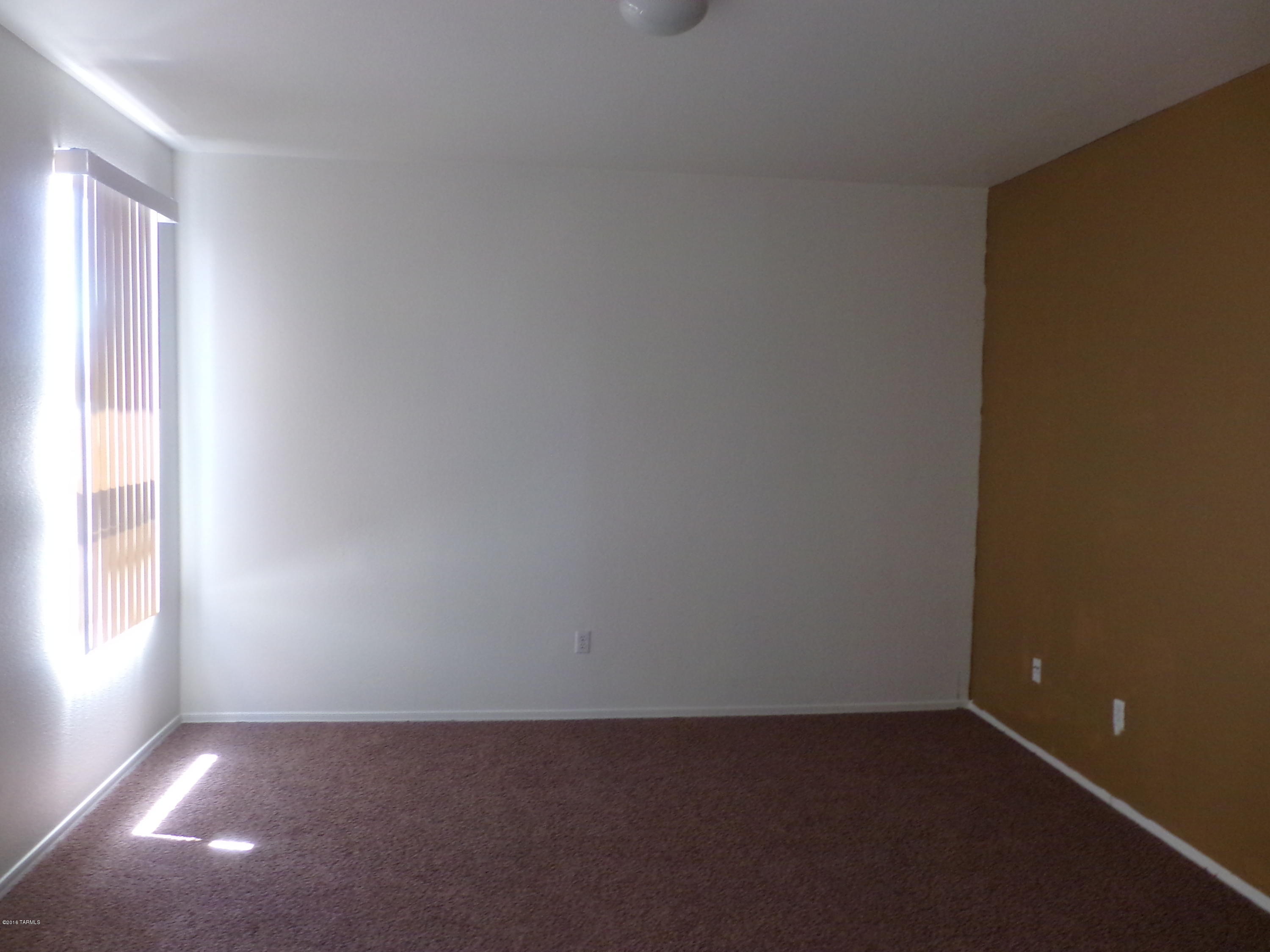Presidio Del Cielo (1-425) - Residential Lease