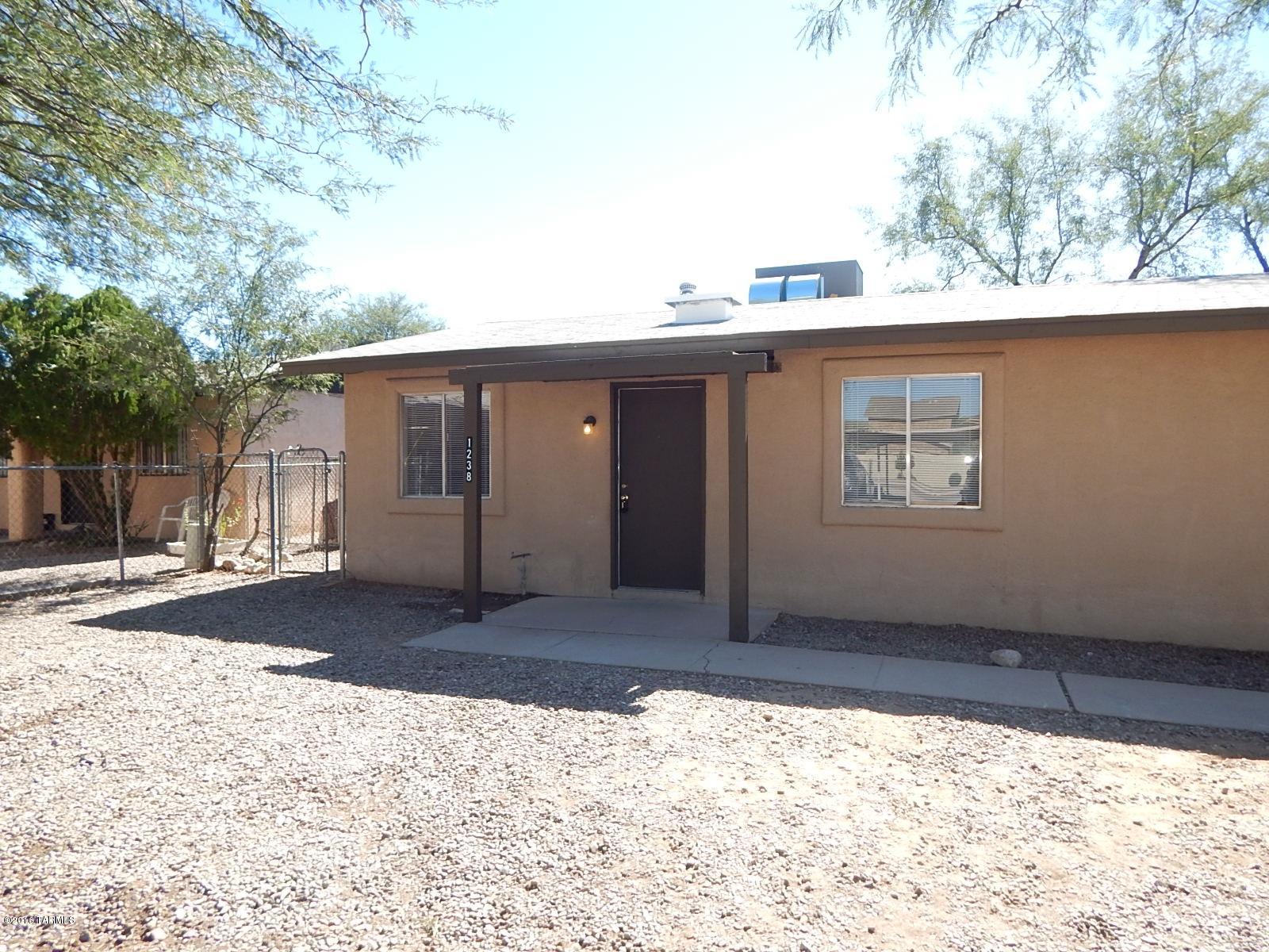 Great & recently updated home for rent! This home has 2 bedrooms, 1 bathroom, NEW A/C, laundry hook ups,  low maintenance backyard with covered patio, side gate & carport. Freshly painted interior with two tone paint, recently installed beautiful 16x16 beige tile throughout,  NEW kitchen cabinets and counter tops. Located close to schools, bus stop, restaurants, & much more! All electric appliances, no gas. Call Agent for more details or to scheduled a showing.