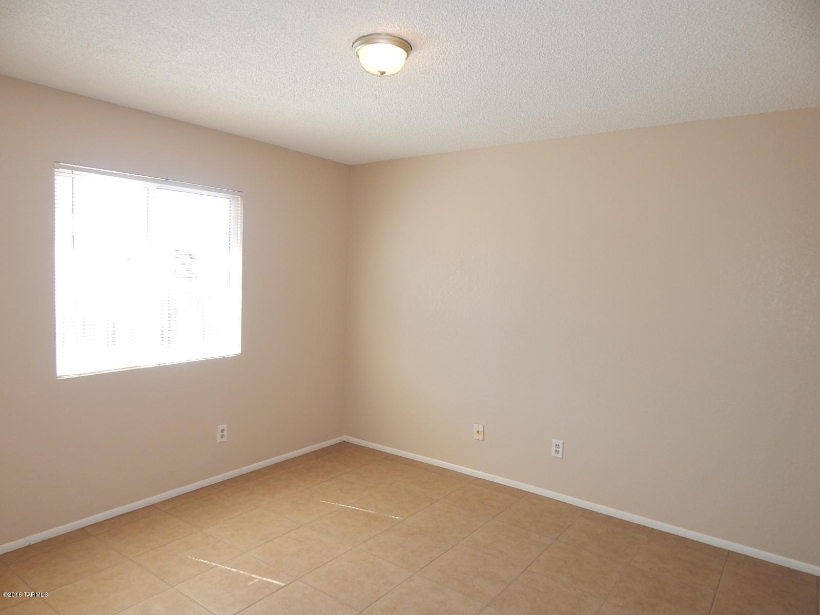 Kenrose Park Addition - Residential Lease