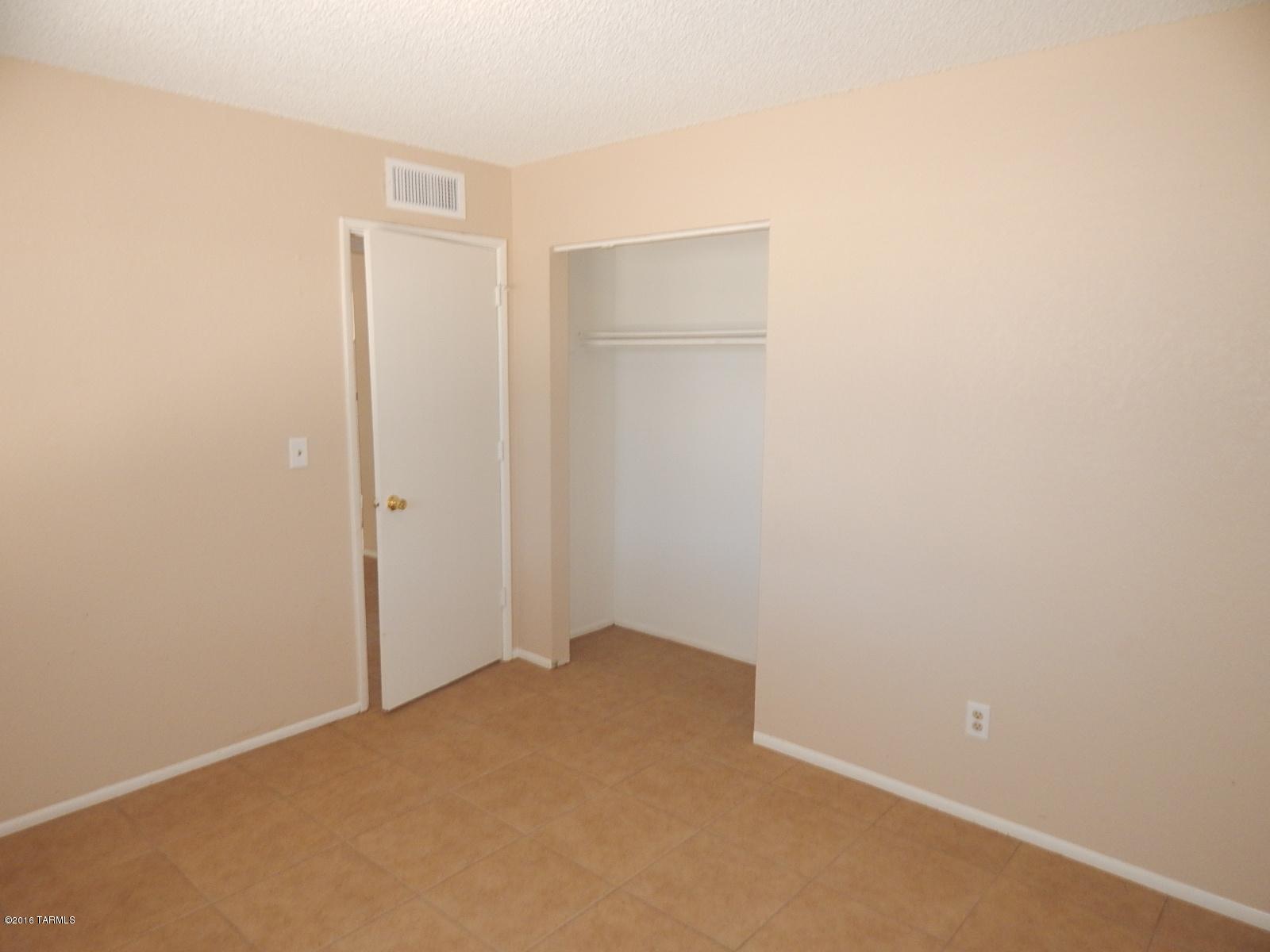 Kenrose Park Addition - Residential Lease