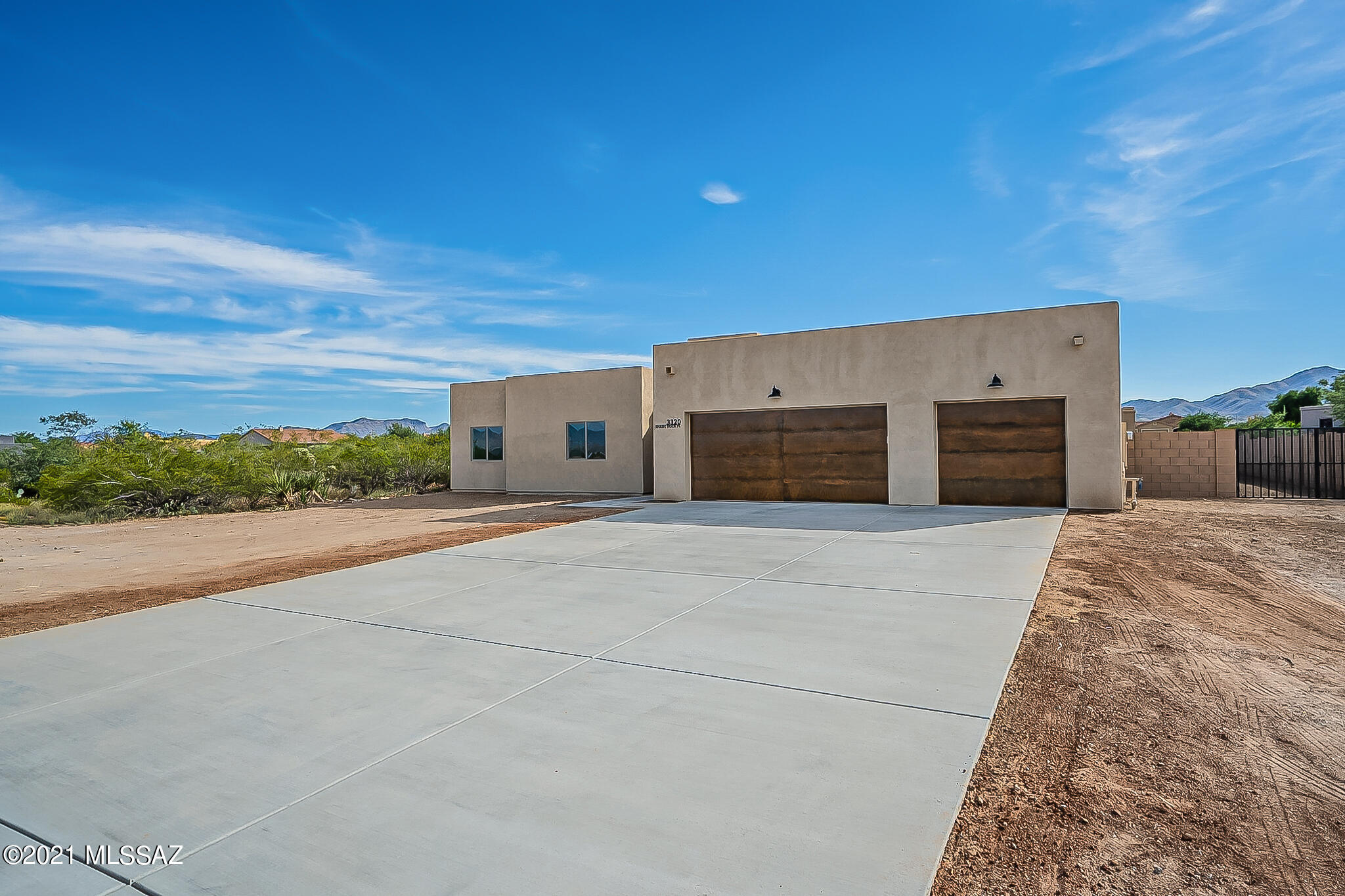 New construction home in brand new Whetstones Shadows subdivision! NO HOA! Toys, boats, RVs, Trailers allowed! This gorgeous home in Vail sits on .96 acre of beautiful land and features the finest finishes. At 2197 sq ft, there are 4 bedrooms, 2 baths, and a large 3 car garage. The open concept kitchen has beautiful cabinetry, with tons of storage, a large breakfast bar, double ovens, a stainless steel appliance package, canned and pendant lighting, and under cabinet lighting. The master bedroom features patio access, a huge master closet and a stunning on-suite bathroom with dual vanities, custom tiled walk in shower, glass door, and a jetted garden tub with tile surround. Incredible 1 GB fiber optic internet available! Vail Schools. LA is related to seller.