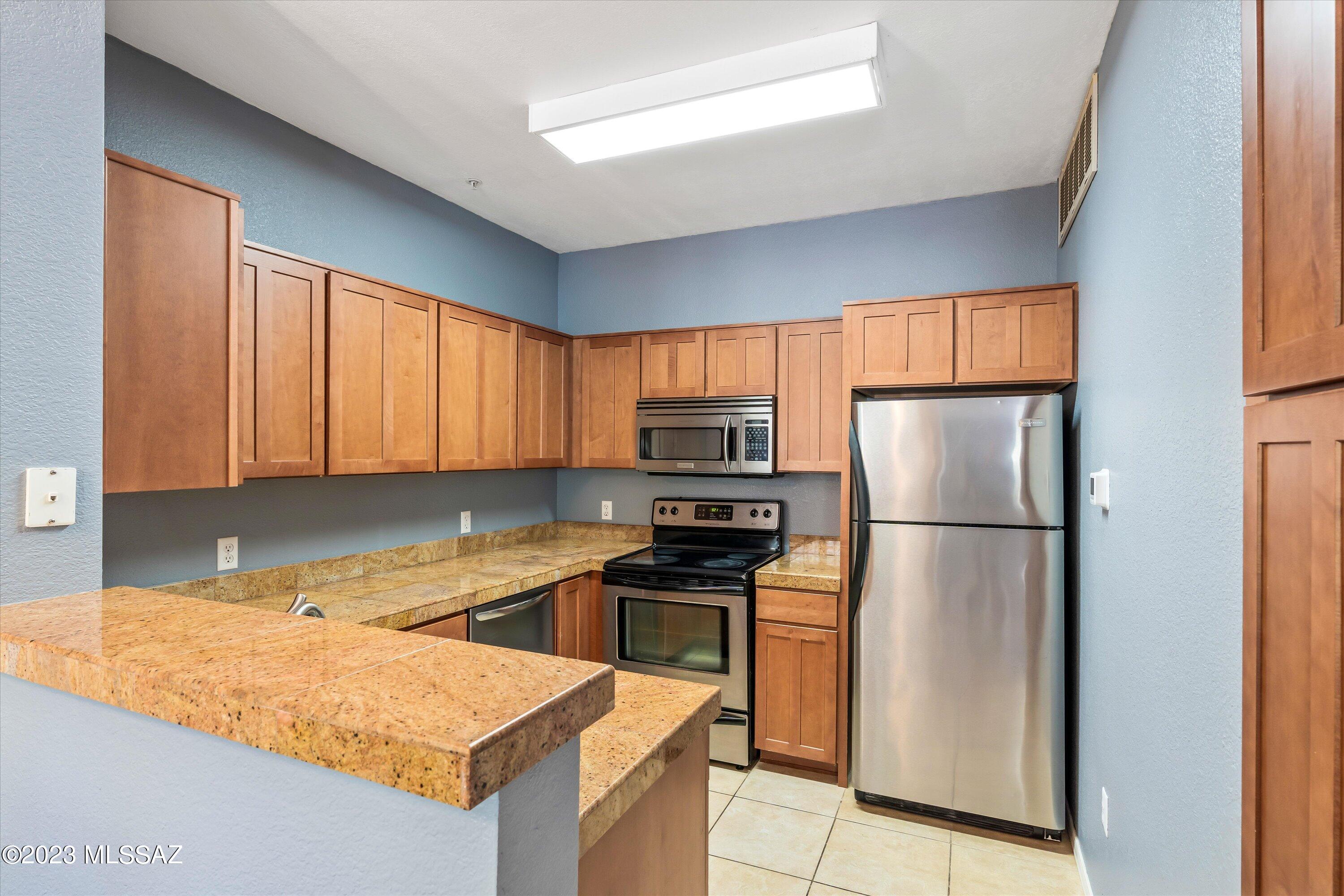 The Boulders at La Reserve Condominiums - Residential