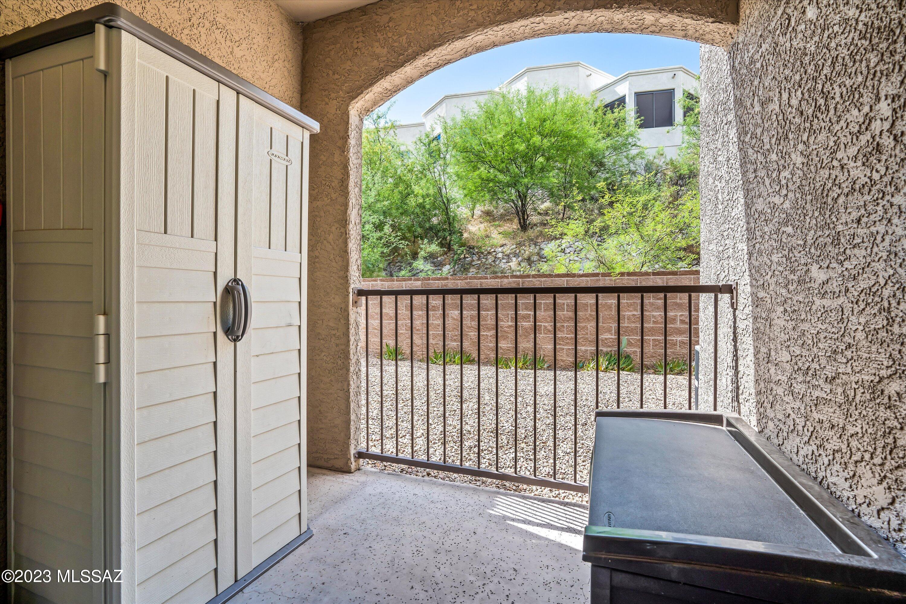 The Boulders at La Reserve Condominiums - Residential