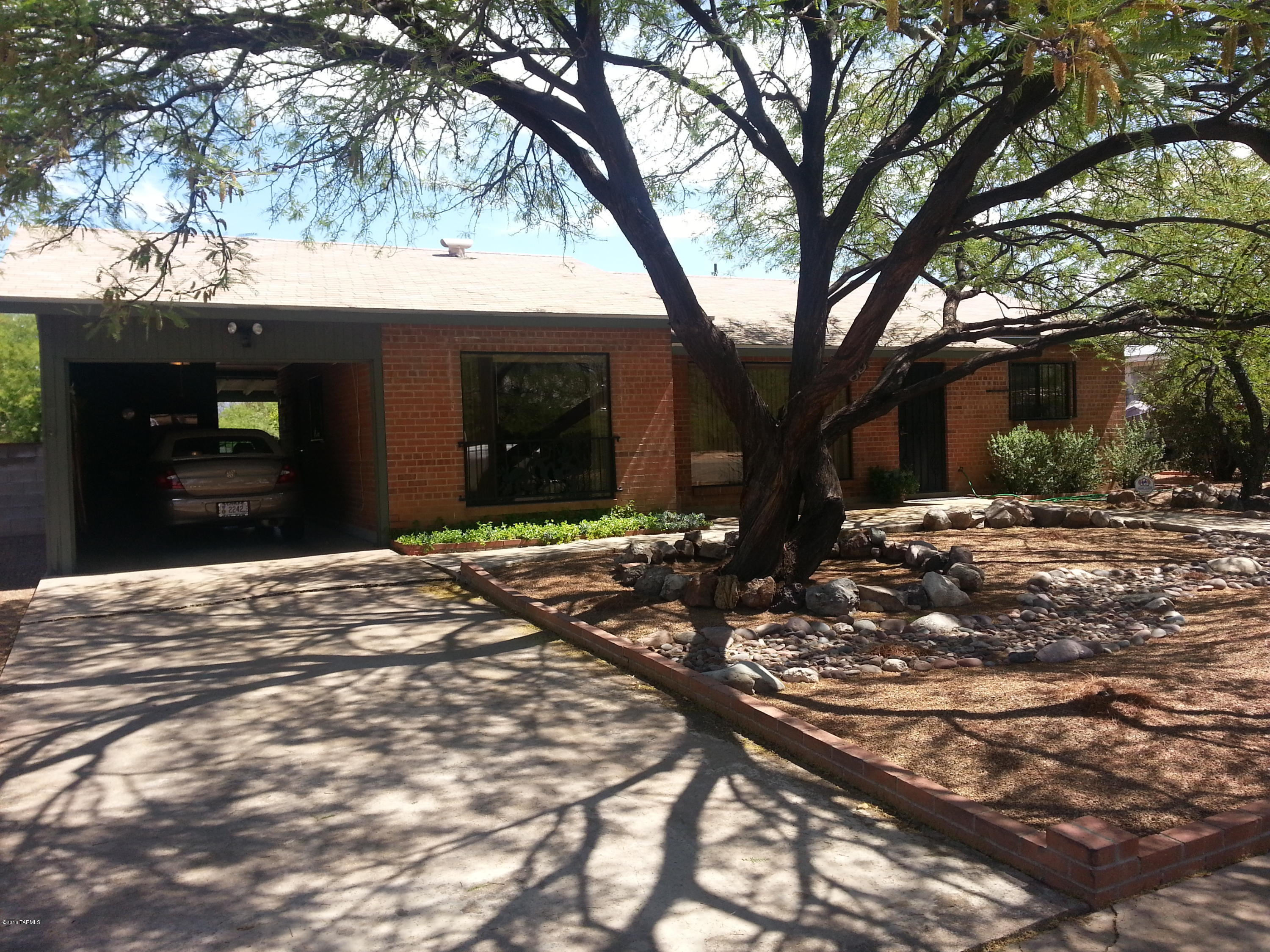 Manana Vista - Residential