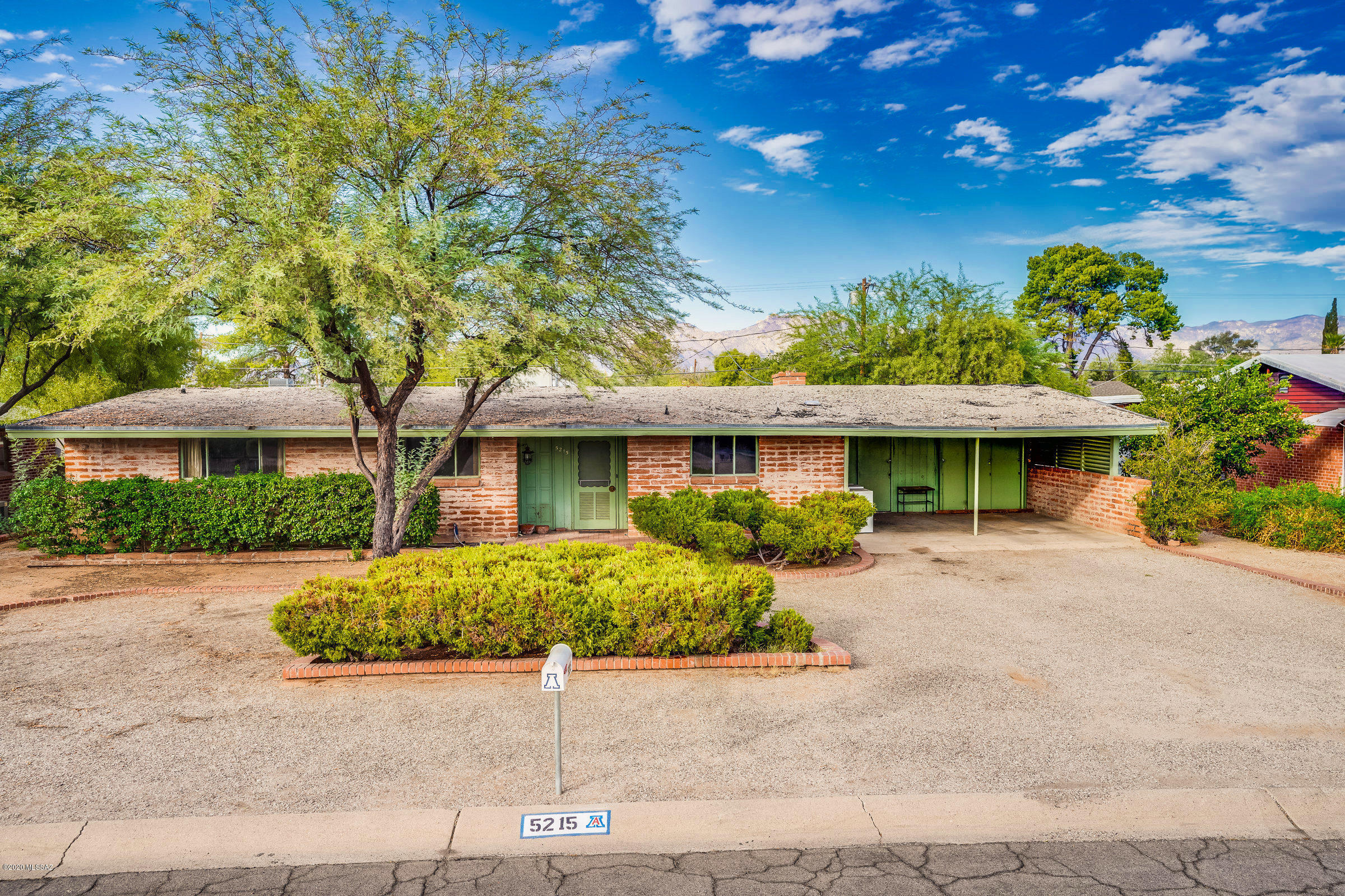 Cinco Via - Residential