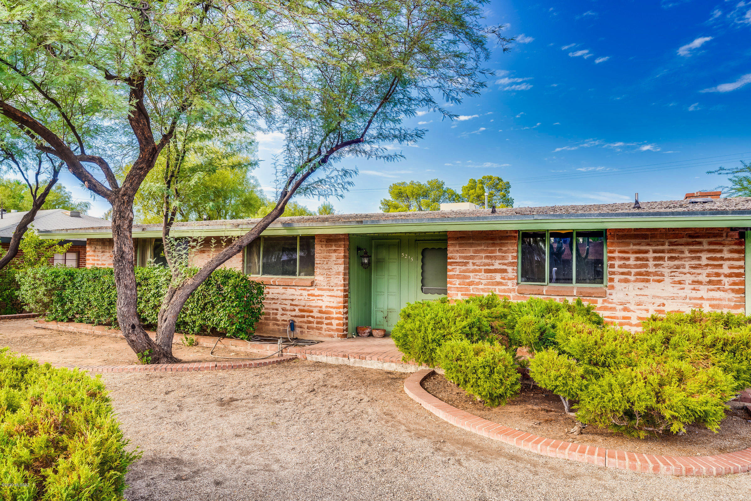 Cinco Via - Residential