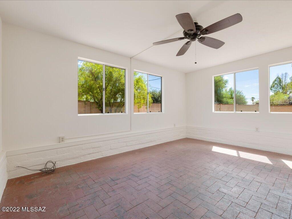 Sherwood Village Terrace (1-85) - Residential