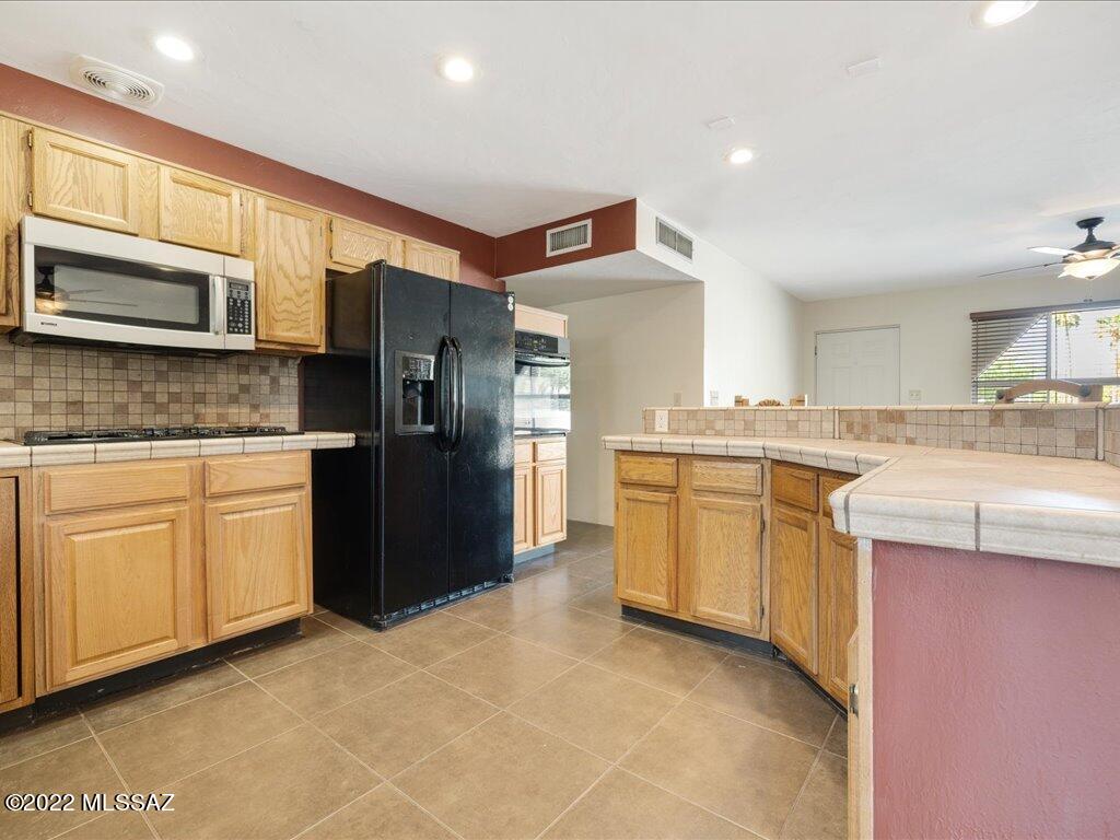 Sherwood Village Terrace (1-85) - Residential
