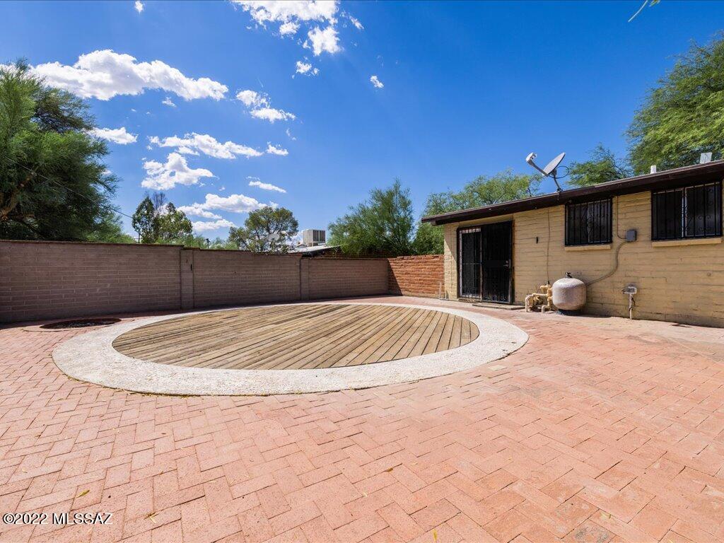 Sherwood Village Terrace (1-85) - Residential