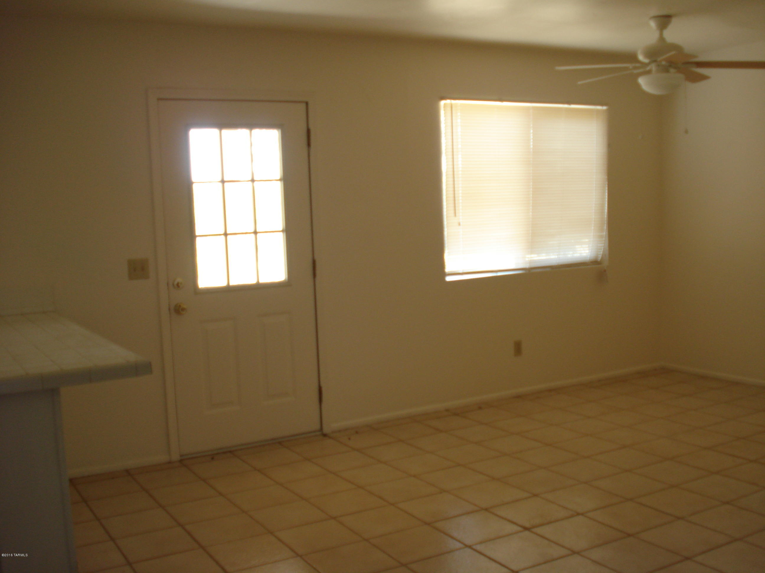 Mescal Lakes - Residential Lease