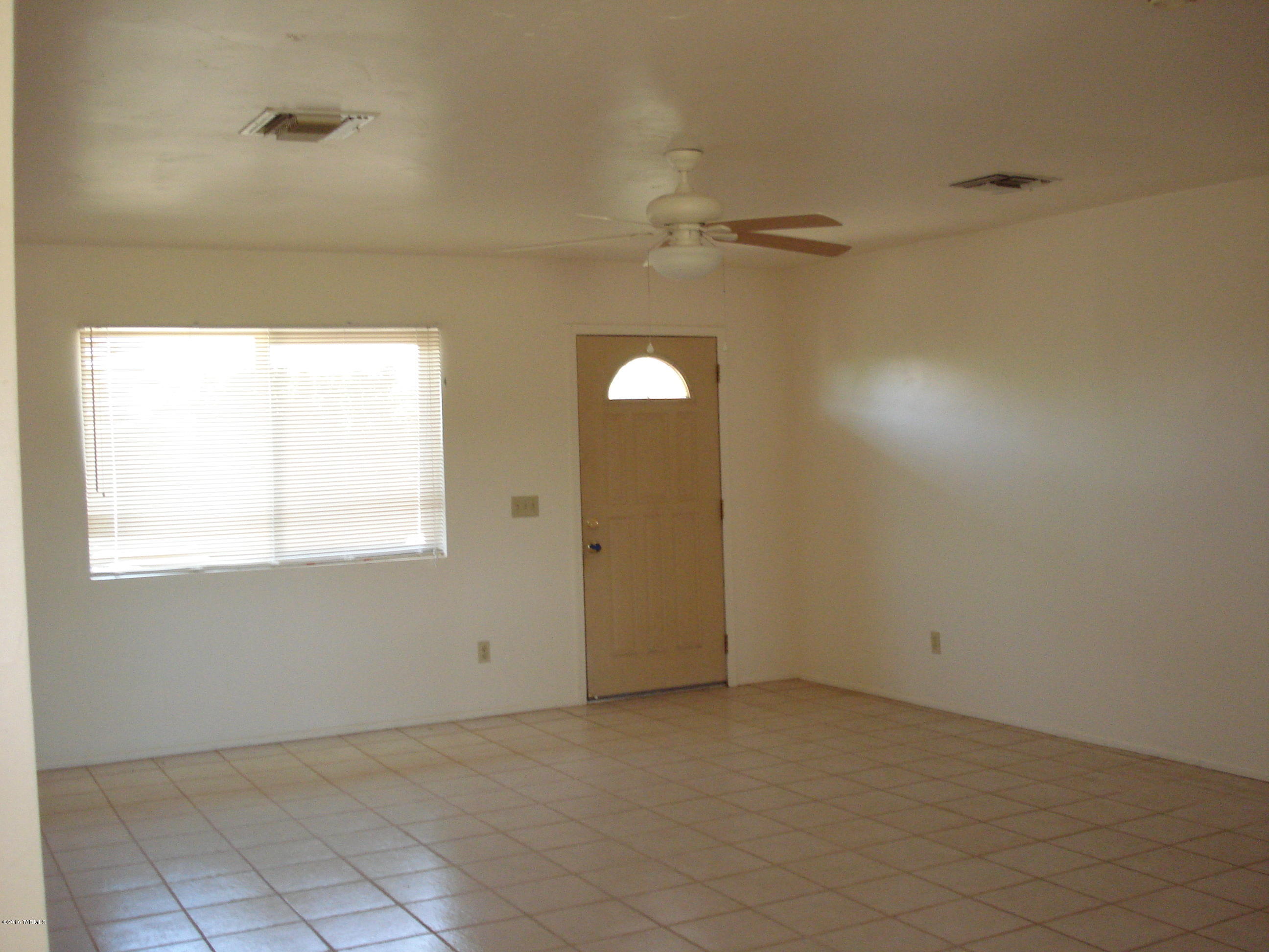 Mescal Lakes - Residential Lease