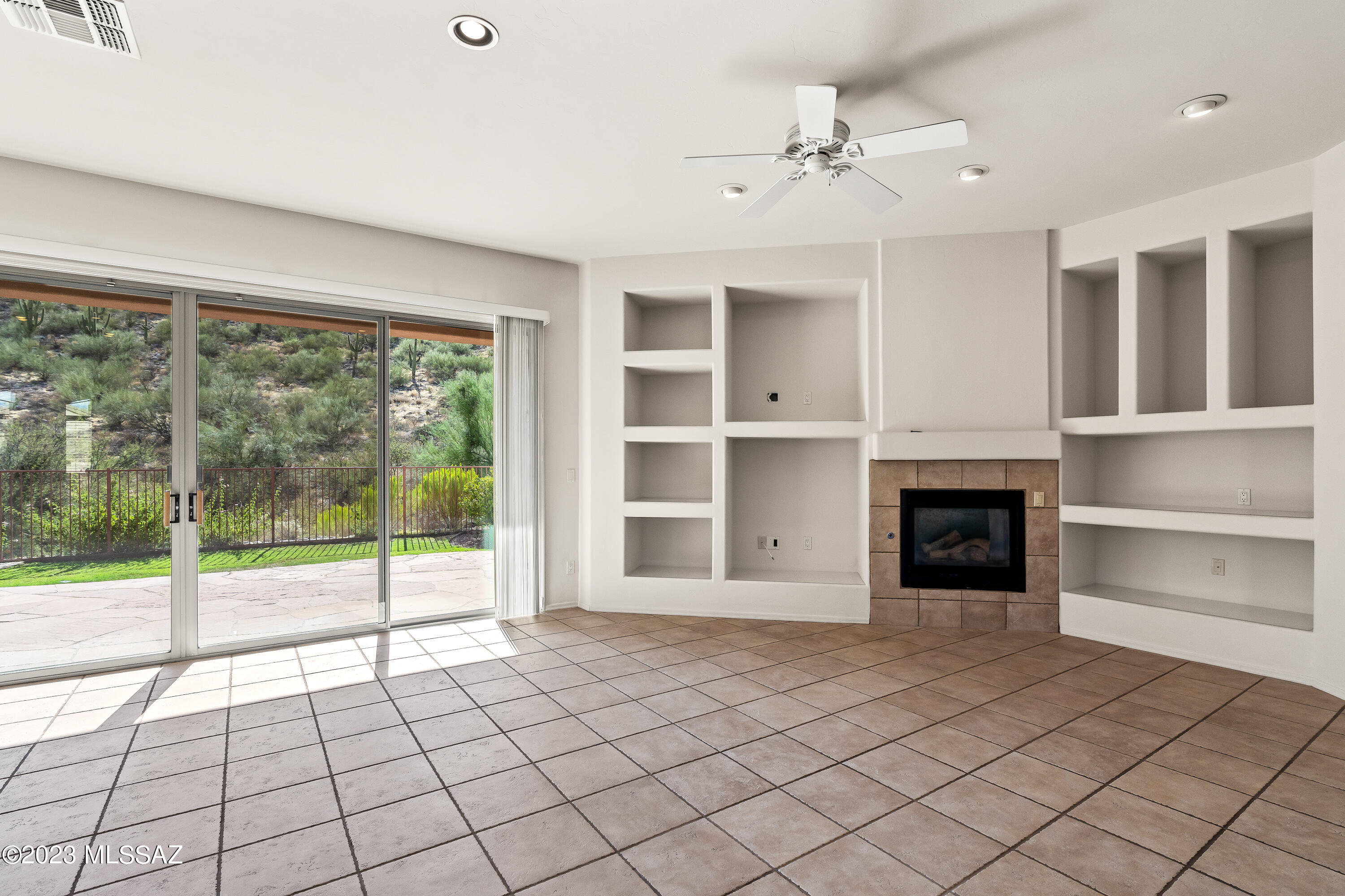 Sabino Mountain (1-290) - Residential Lease