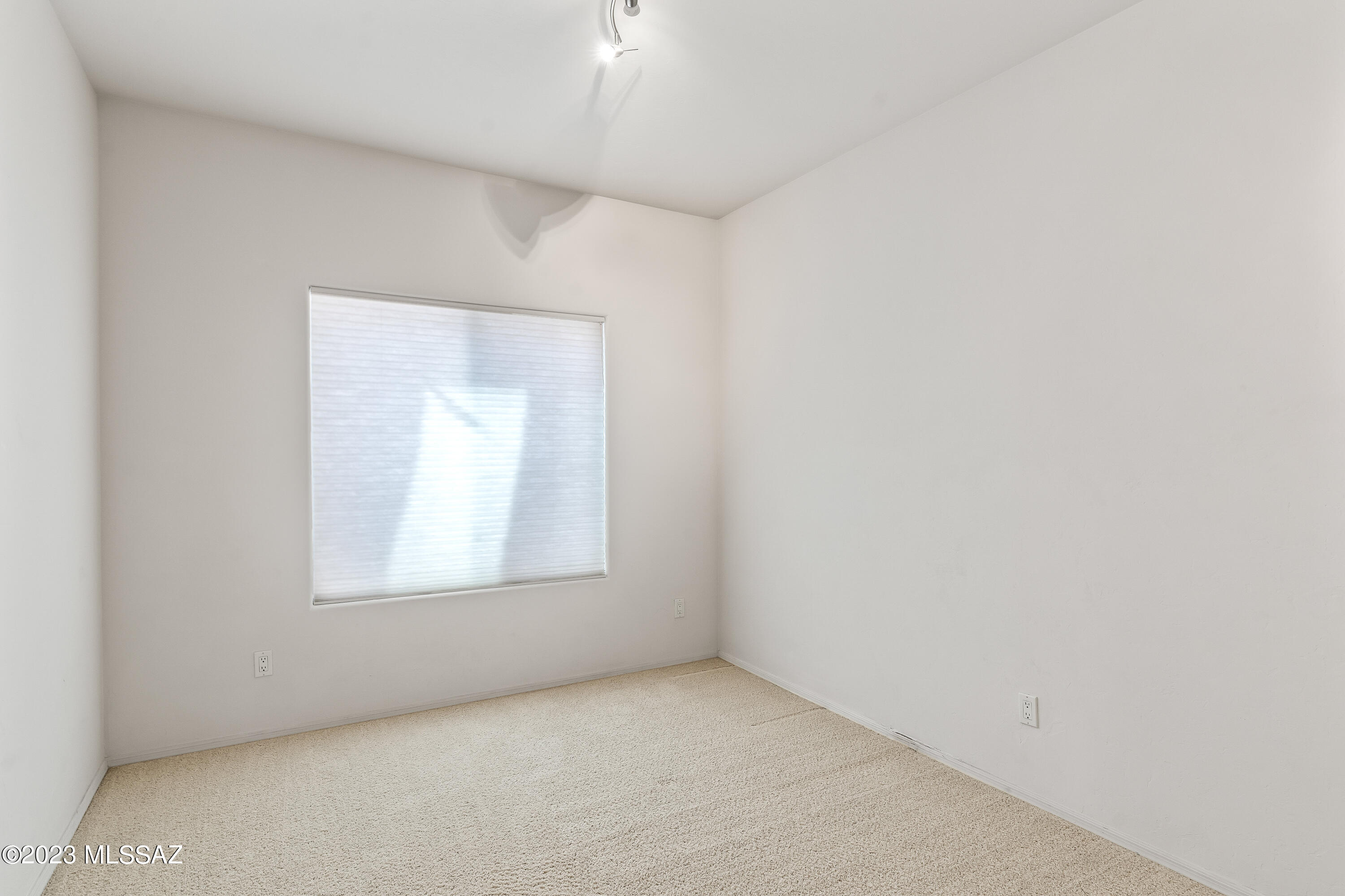 Sabino Mountain (1-290) - Residential Lease