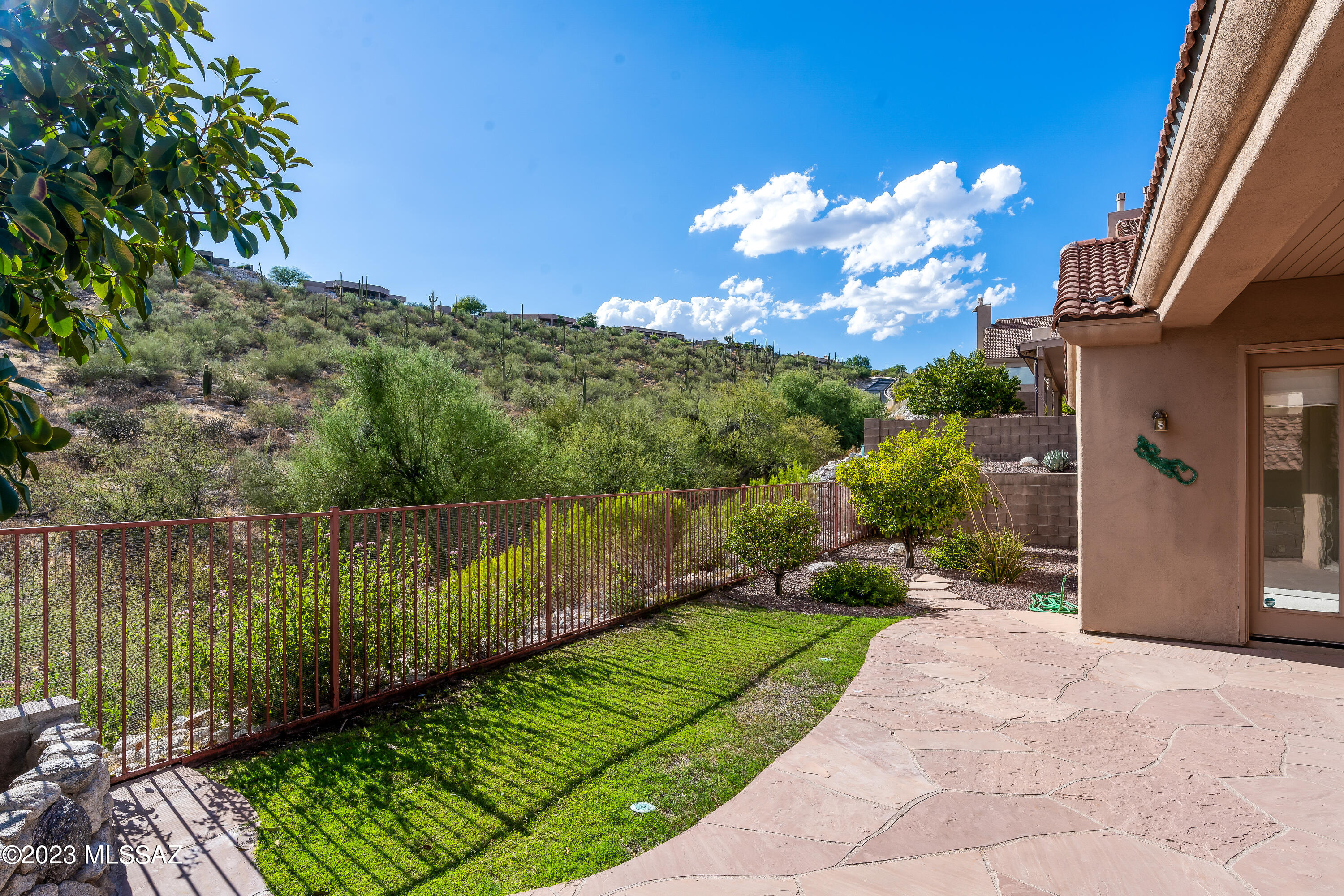 Sabino Mountain (1-290) - Residential Lease