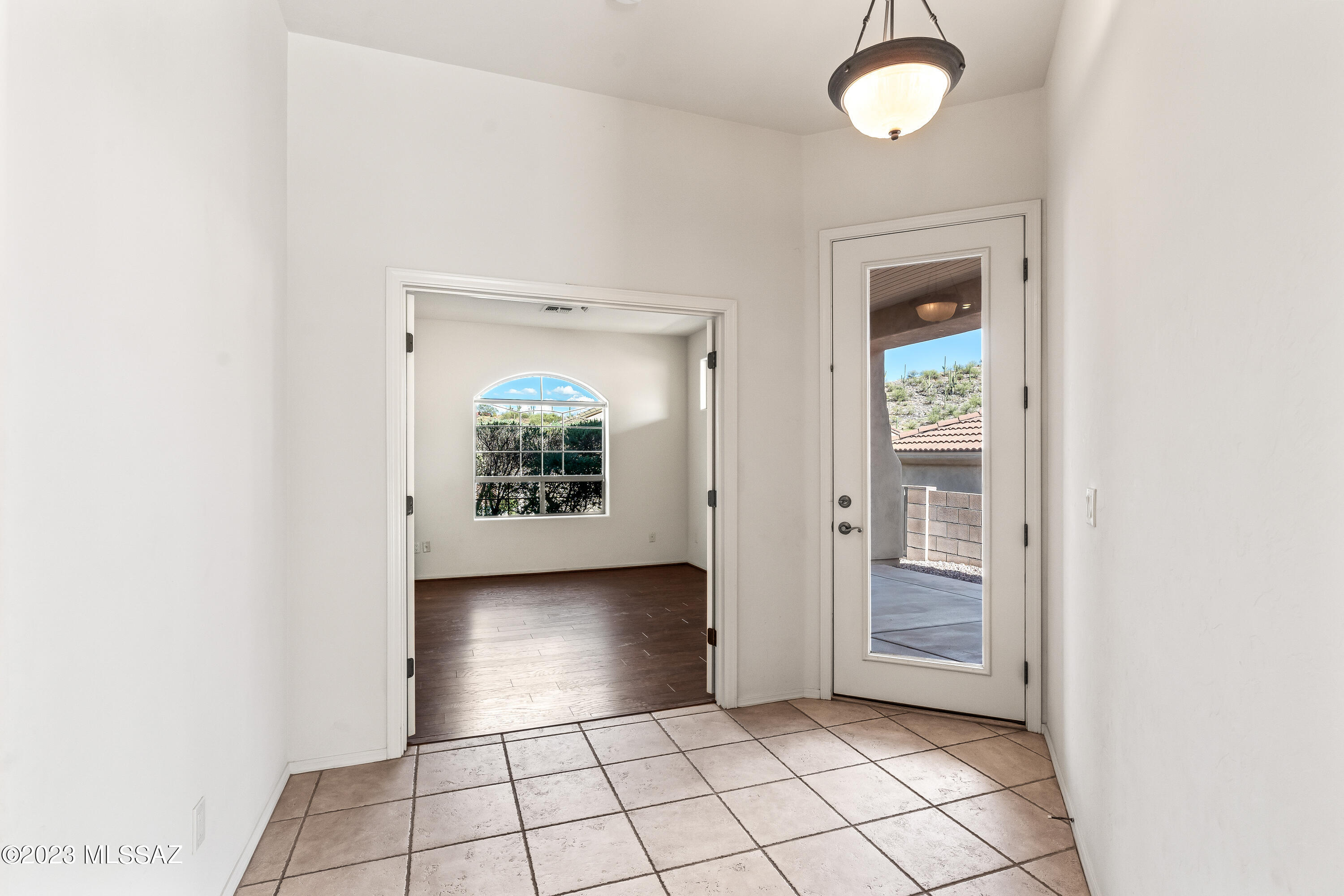 Sabino Mountain (1-290) - Residential Lease
