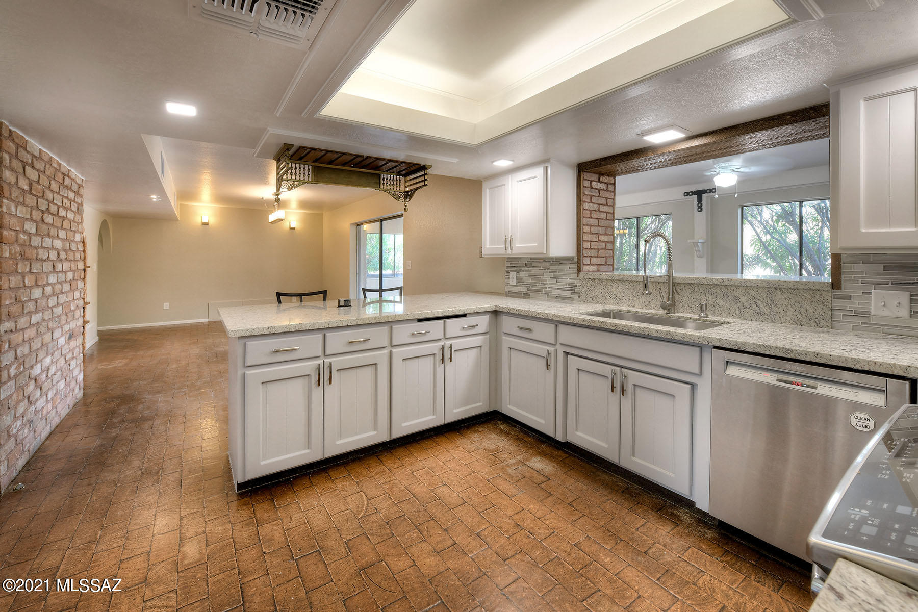 Santa Catalina Estates NO. 4 (1-180) - Residential