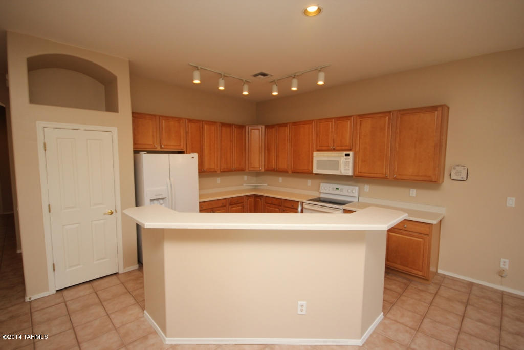 Continental Reserve Blk. 10 (1-69) - Residential Lease