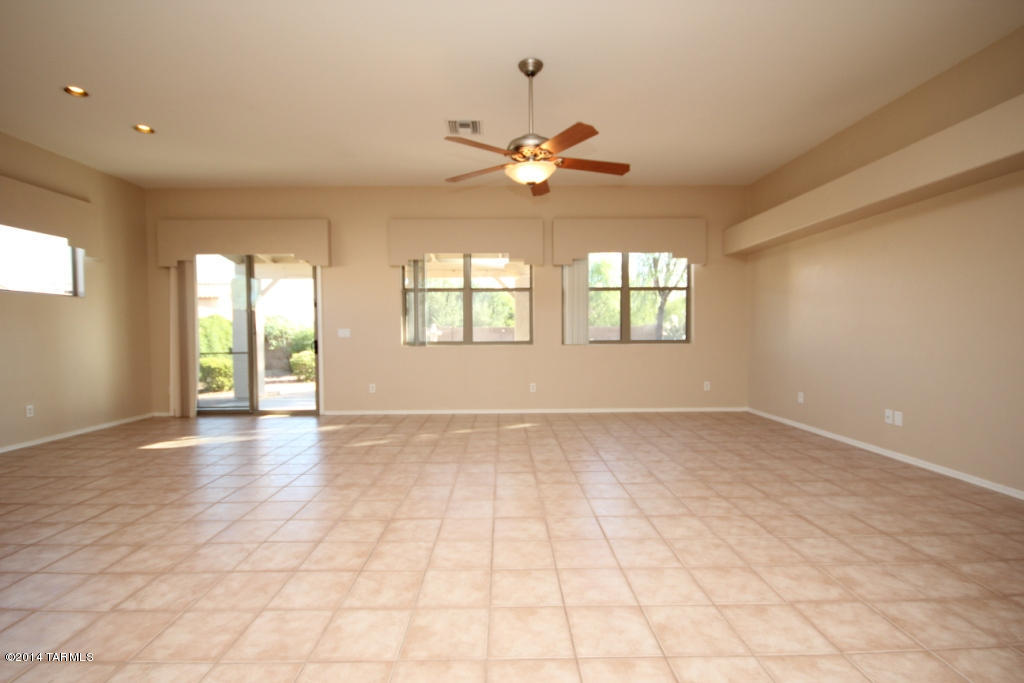 Continental Reserve Blk. 10 (1-69) - Residential Lease