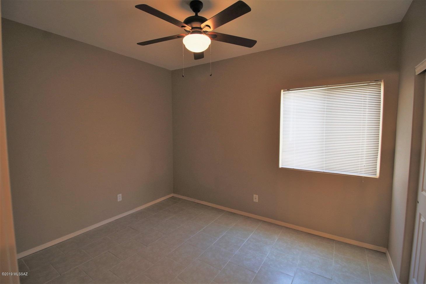 Esperanza Place (1-27) - Residential