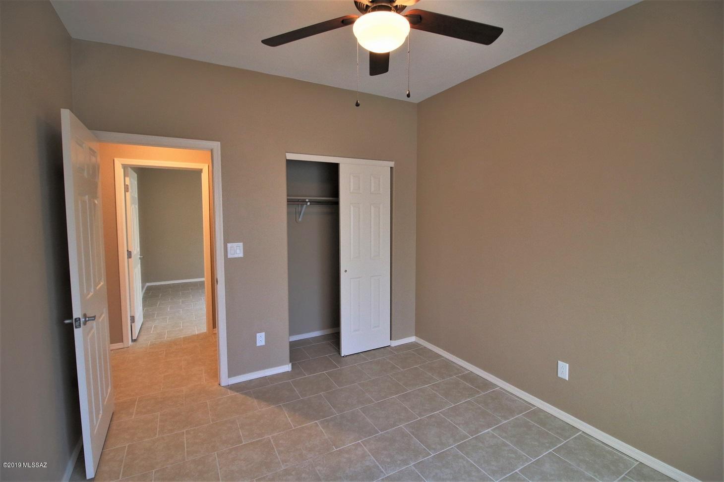 Esperanza Place (1-27) - Residential
